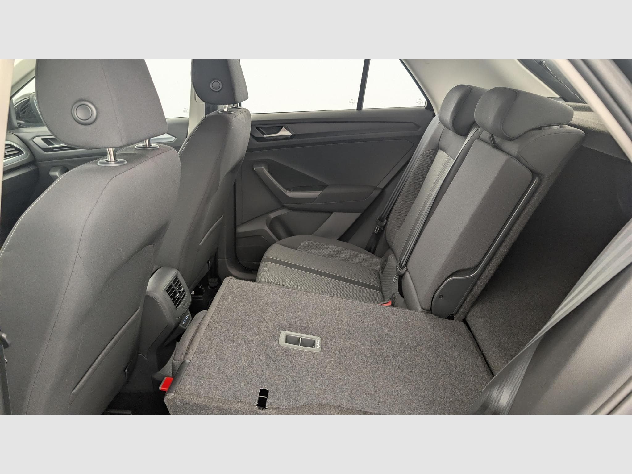 VW T-Roc 1.5 TSI EVO 150 Start/Stop DSG7 Life (2023) - Photo 12
