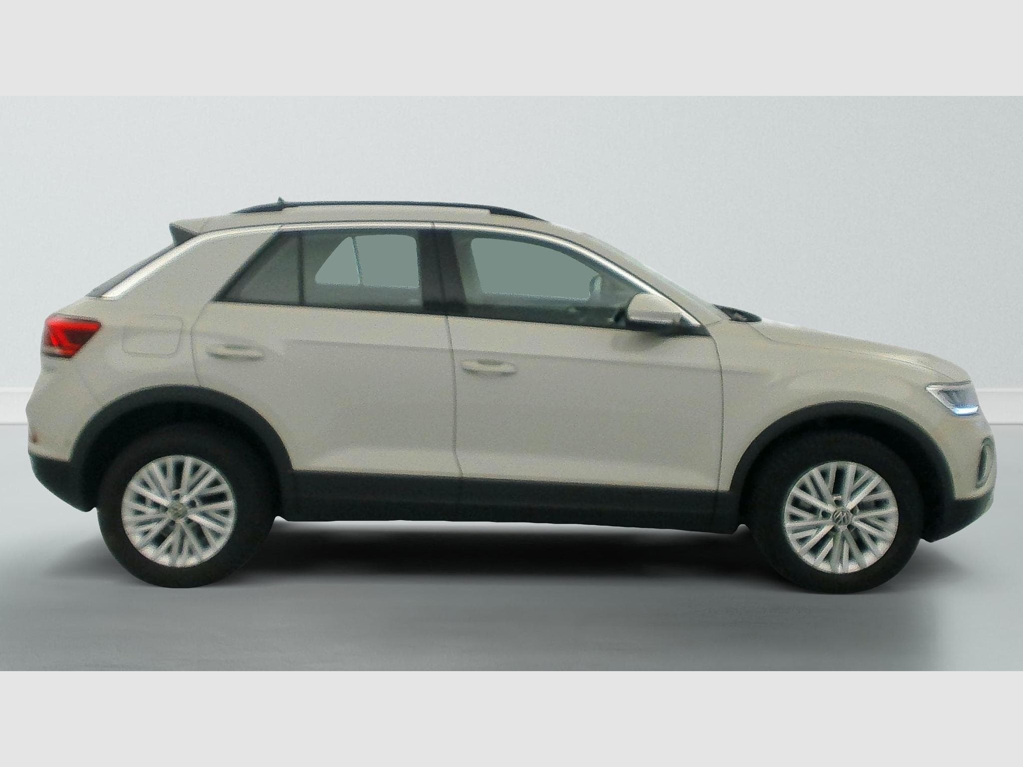 VW T-Roc 1.5 TSI EVO 150 Start/Stop BVM6 Life (2023) - Photo 8
