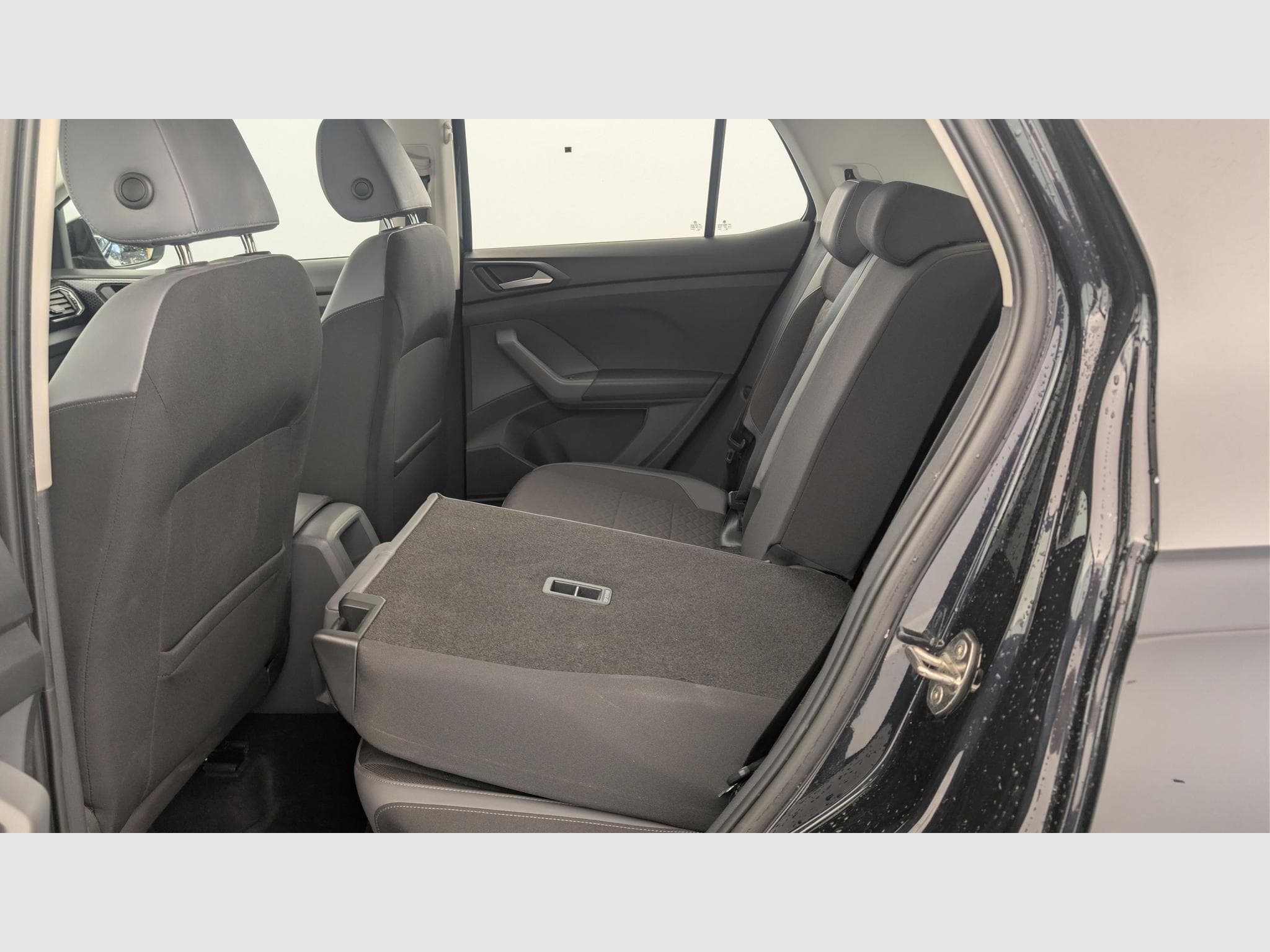VW T-cross 1.0 TSI 110 Start/Stop DSG7 R-Line (2020) - Photo 12