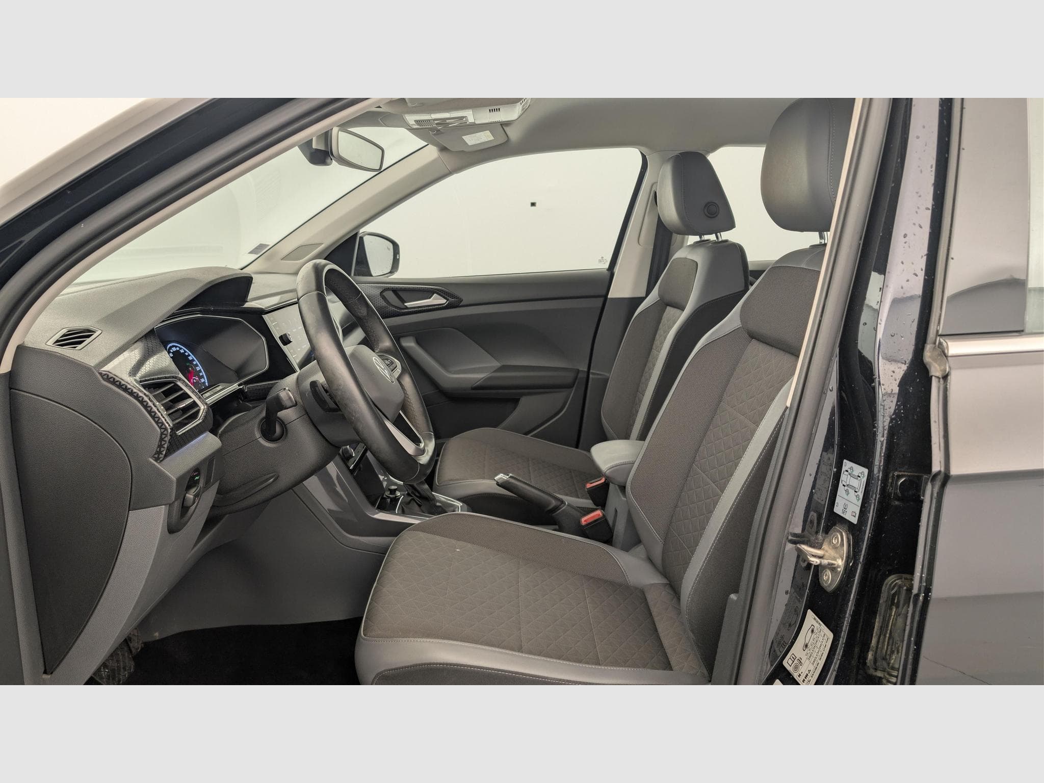 VW T-cross 1.0 TSI 110 Start/Stop DSG7 R-Line (2020) - Photo 16