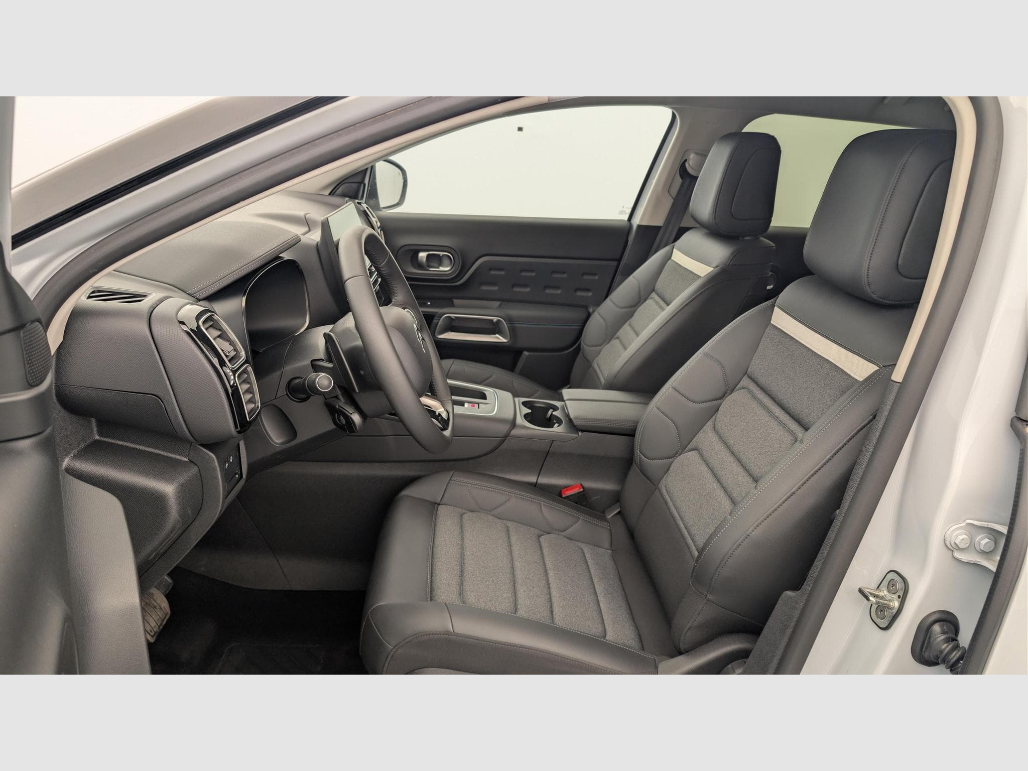 CitroëN C5 Aircross Hybride 136 e-DCS6 Max (2025) - Photo 16