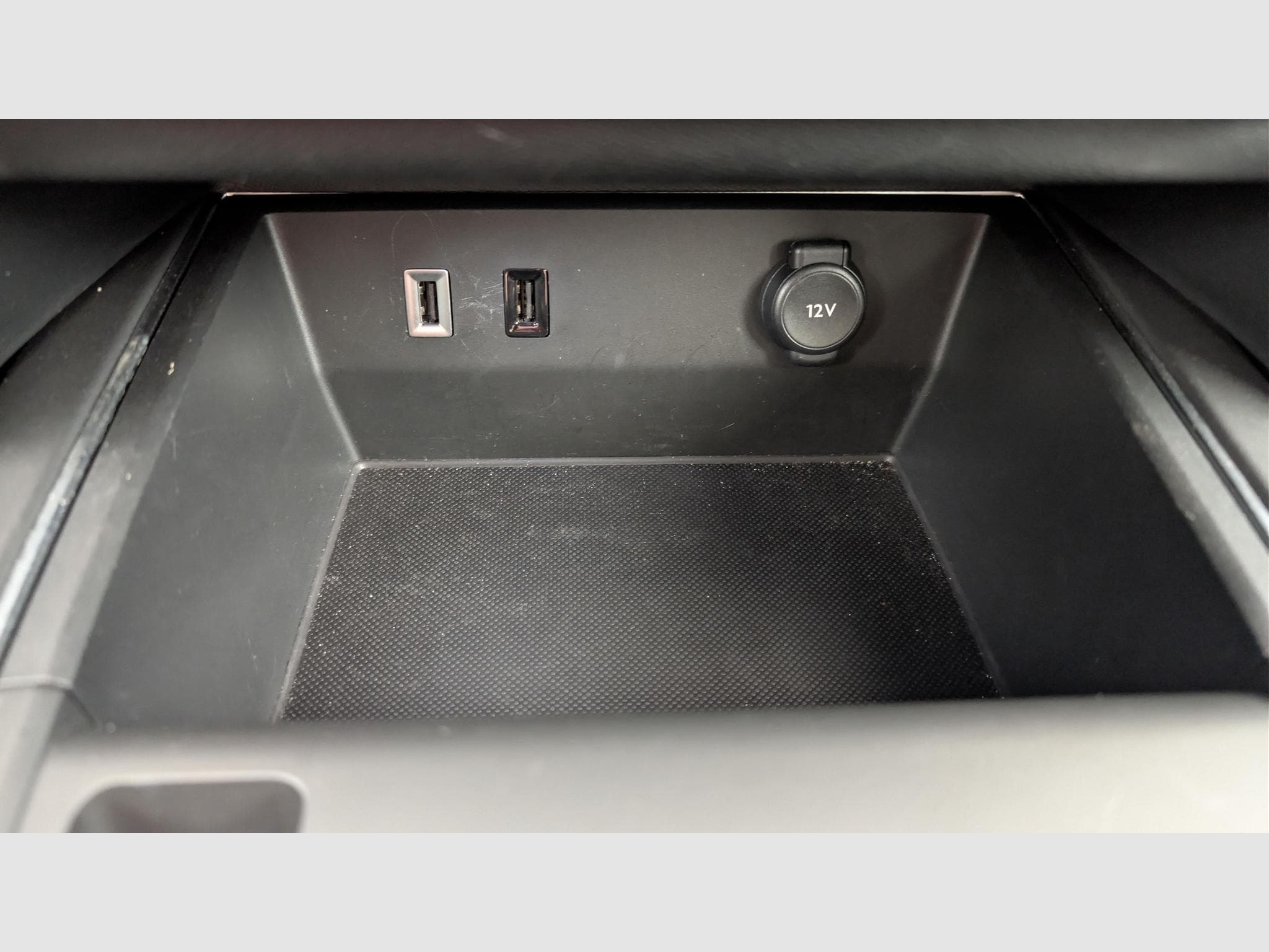CitroëN C5 Aircross PureTech 130 S&S BVM6 C-Series (2023) - Photo 20