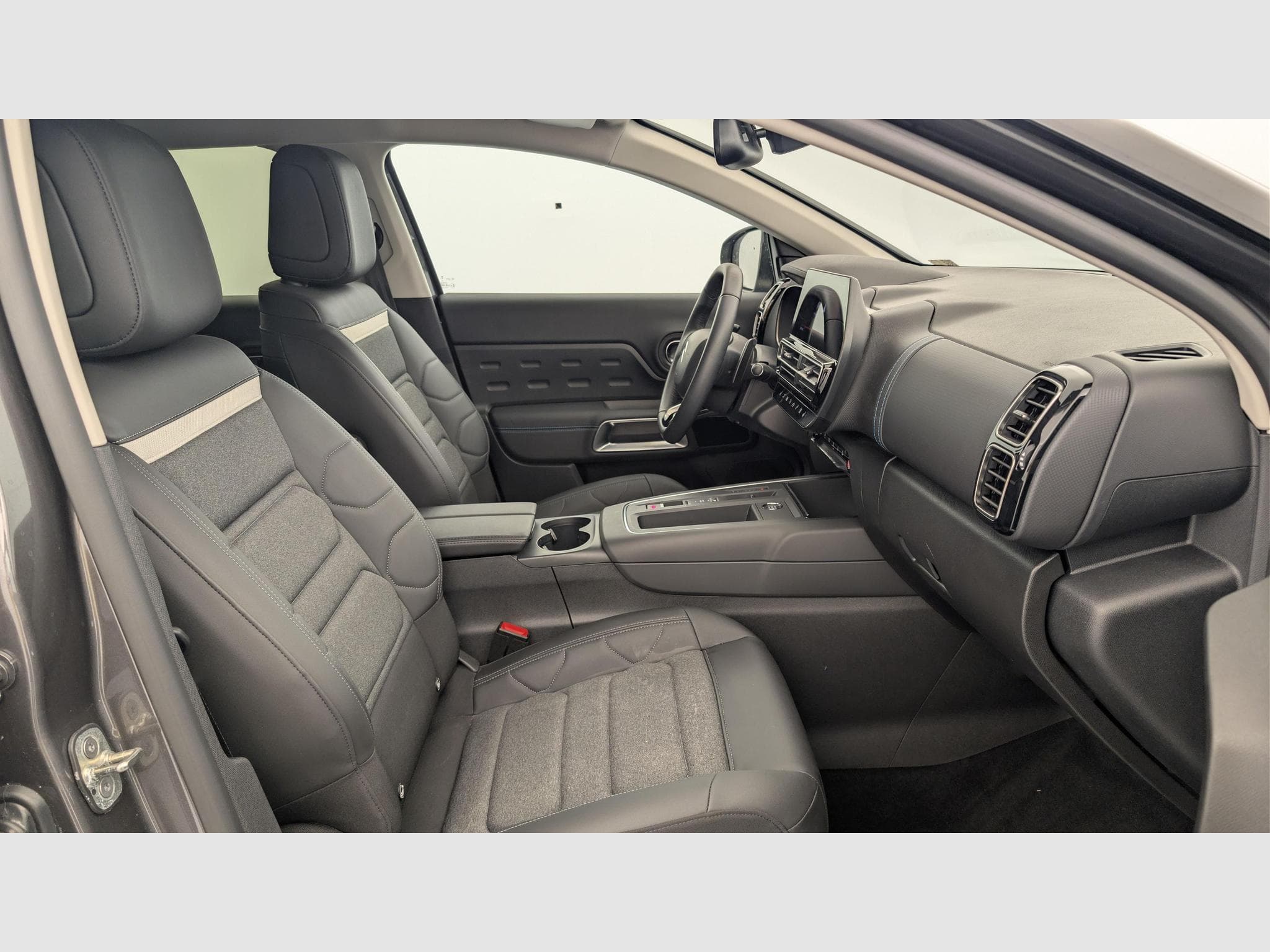 CitroëN C5 Aircross Hybride 136 e-DCS6 Max (2024) - Photo 9