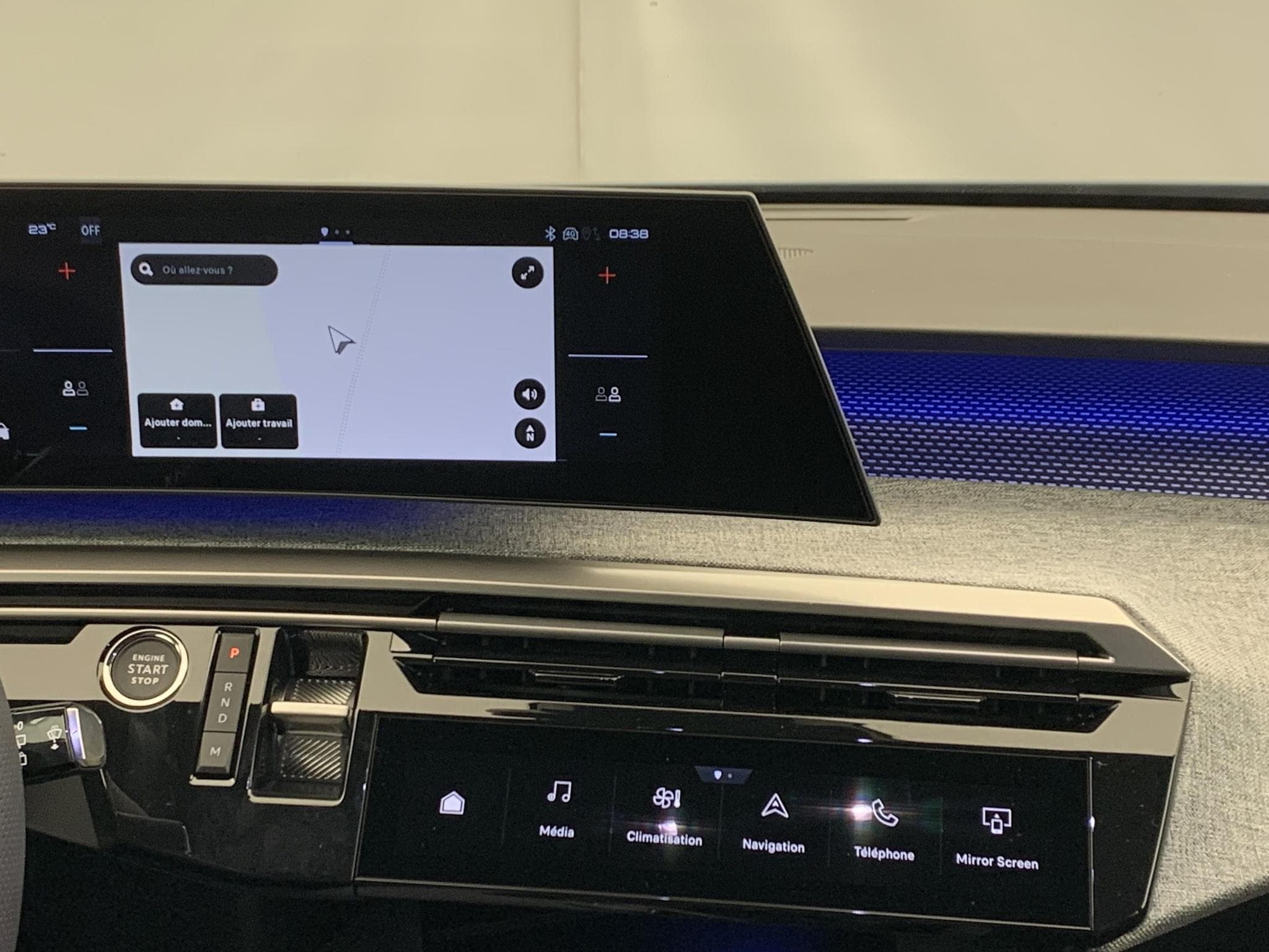 Peugeot 5008 HYBRID 145CH E-DCS6 GT (2026) - Photo 18