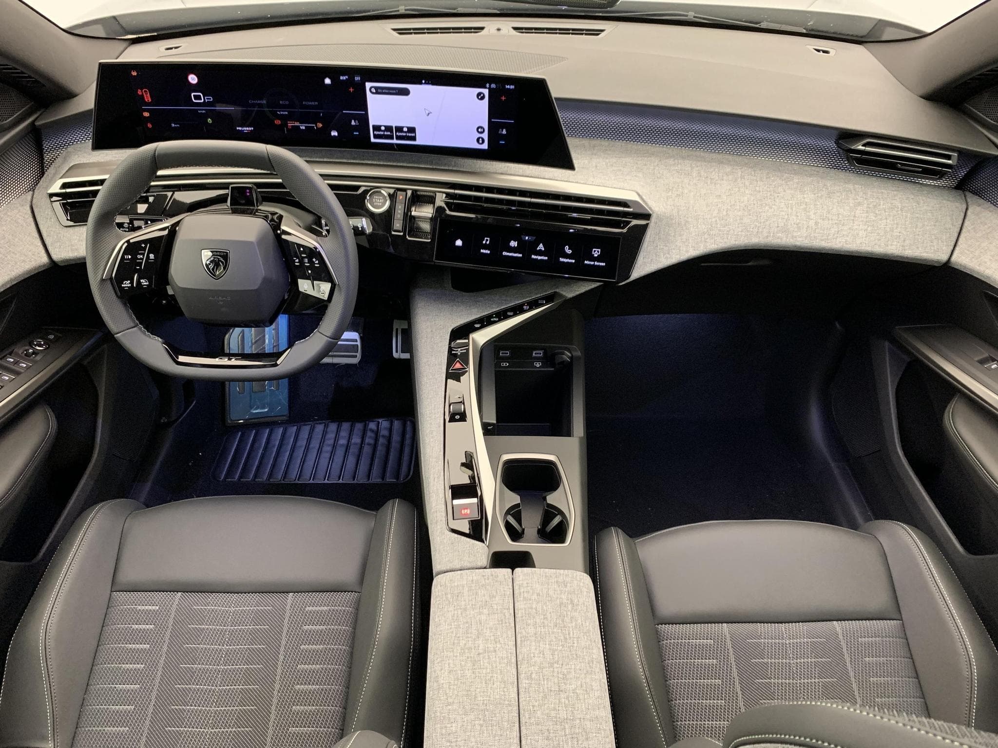 Peugeot 5008 HYBRID 145CH E-DCS6 GT (2026) - Photo 12