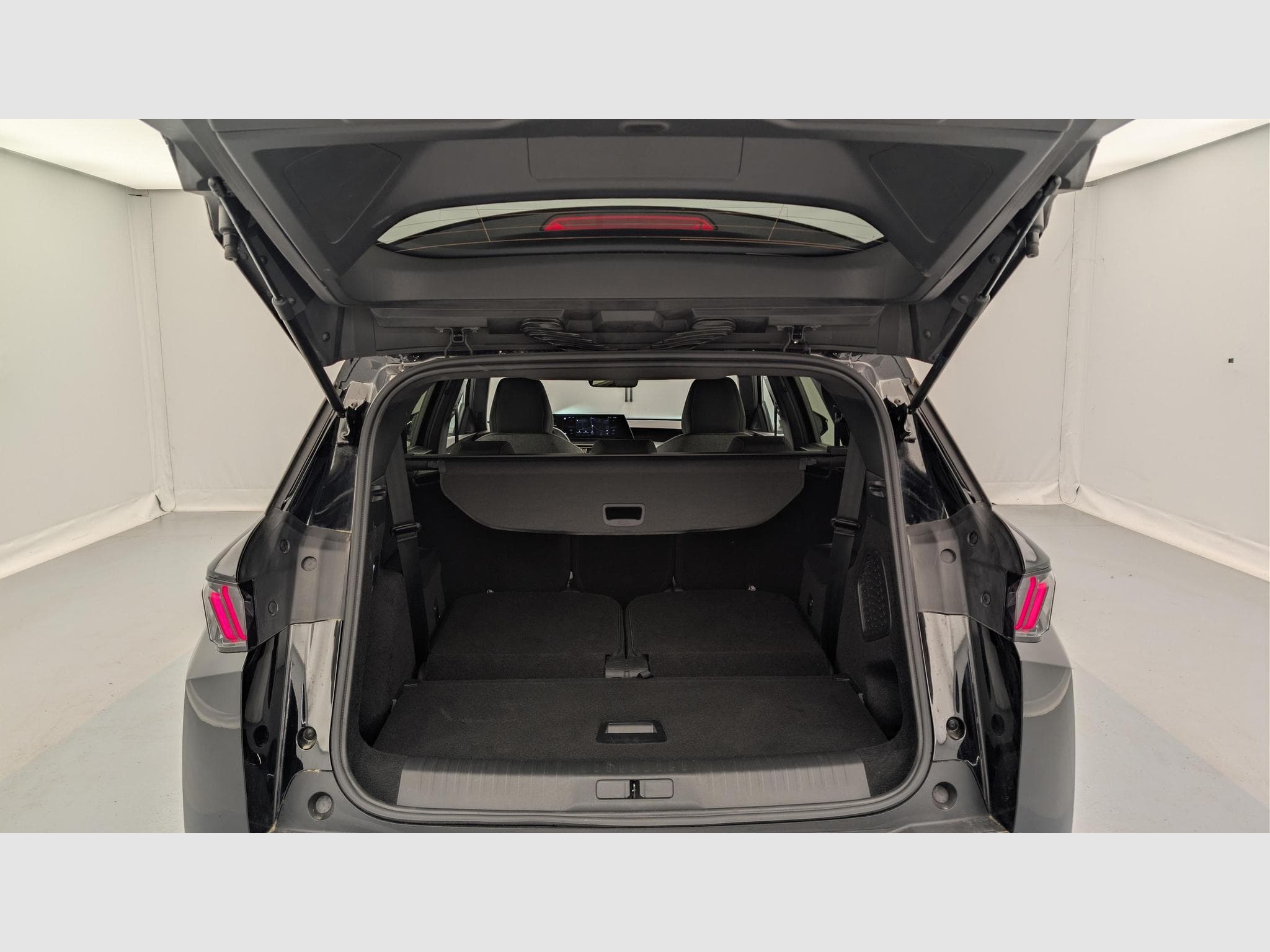 Peugeot 5008 HYBRID 145 CH E-DCS6 ALLURE (2025) - Photo 9