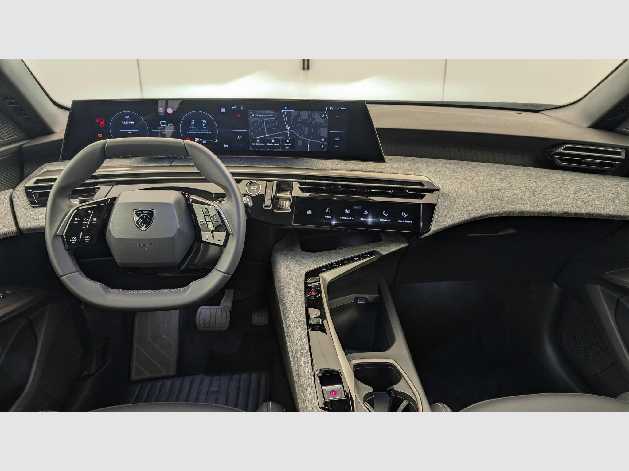 Peugeot 5008 HYBRID 145 CH E-DCS6 ALLURE (2025) - Photo 11