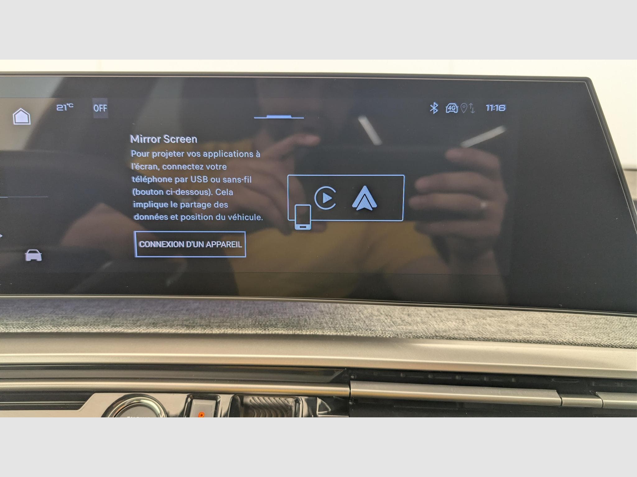 Peugeot 5008 HYBRID 145CH E-DCS6 GT (2025) - Photo 19