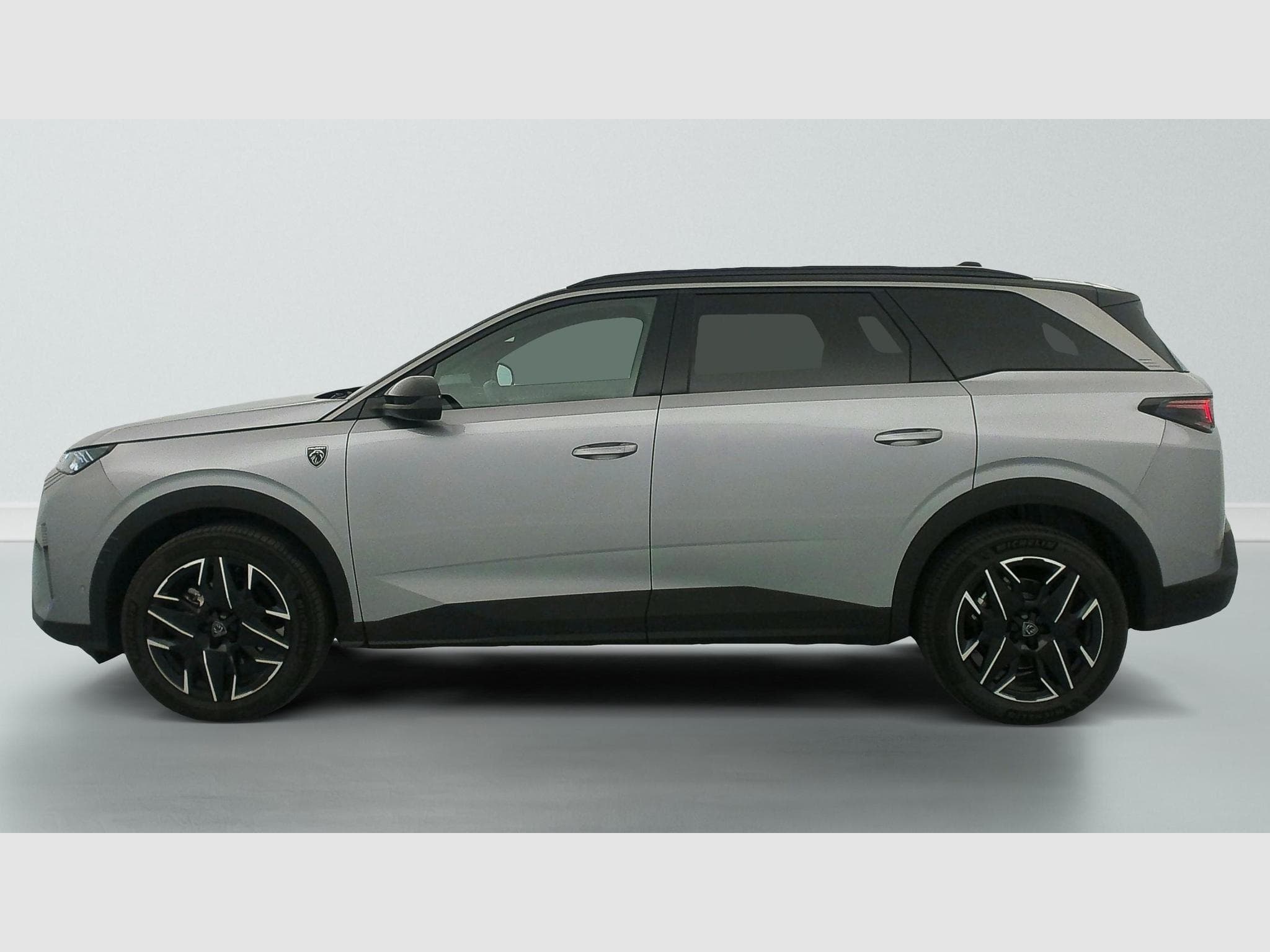 Peugeot 5008 HYBRID 145CH E-DCS6 GT (2025) - Photo 4