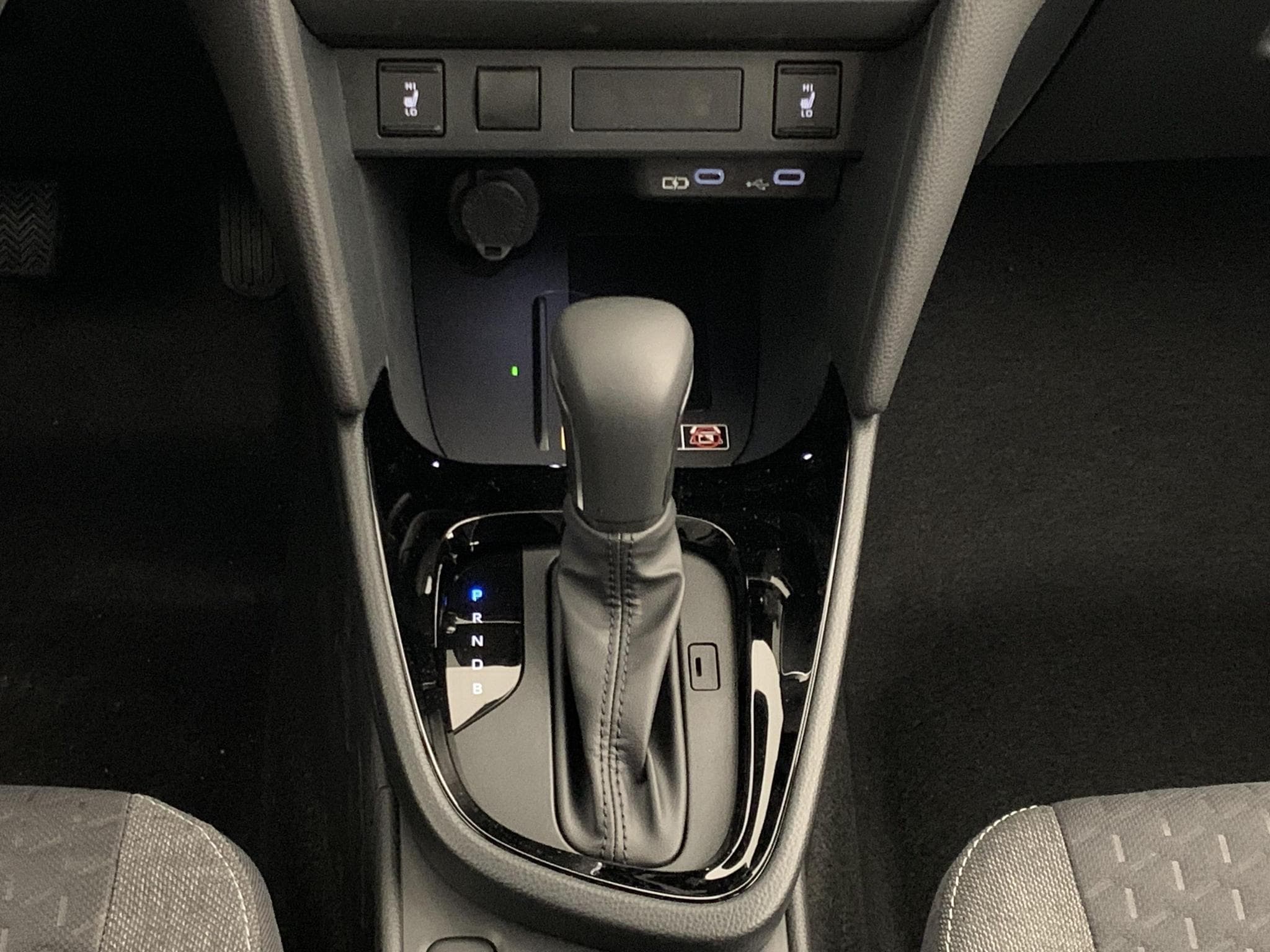 Toyota Yaris Cross Hybride 130h 2WD Design (2026) - Photo 14