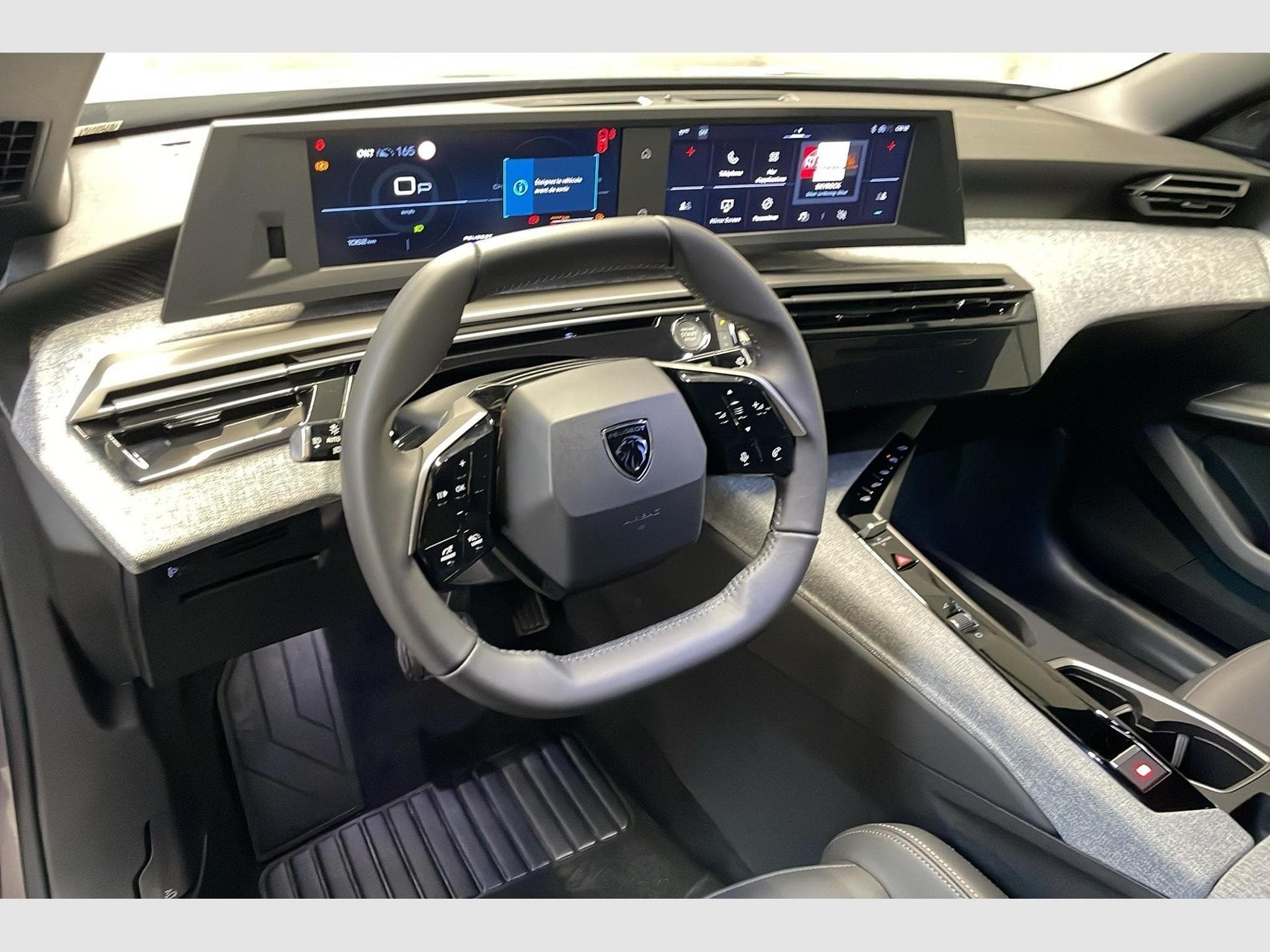 Peugeot 3008 Hybrid 145 e-DCS6 Allure (2025) - Photo 14