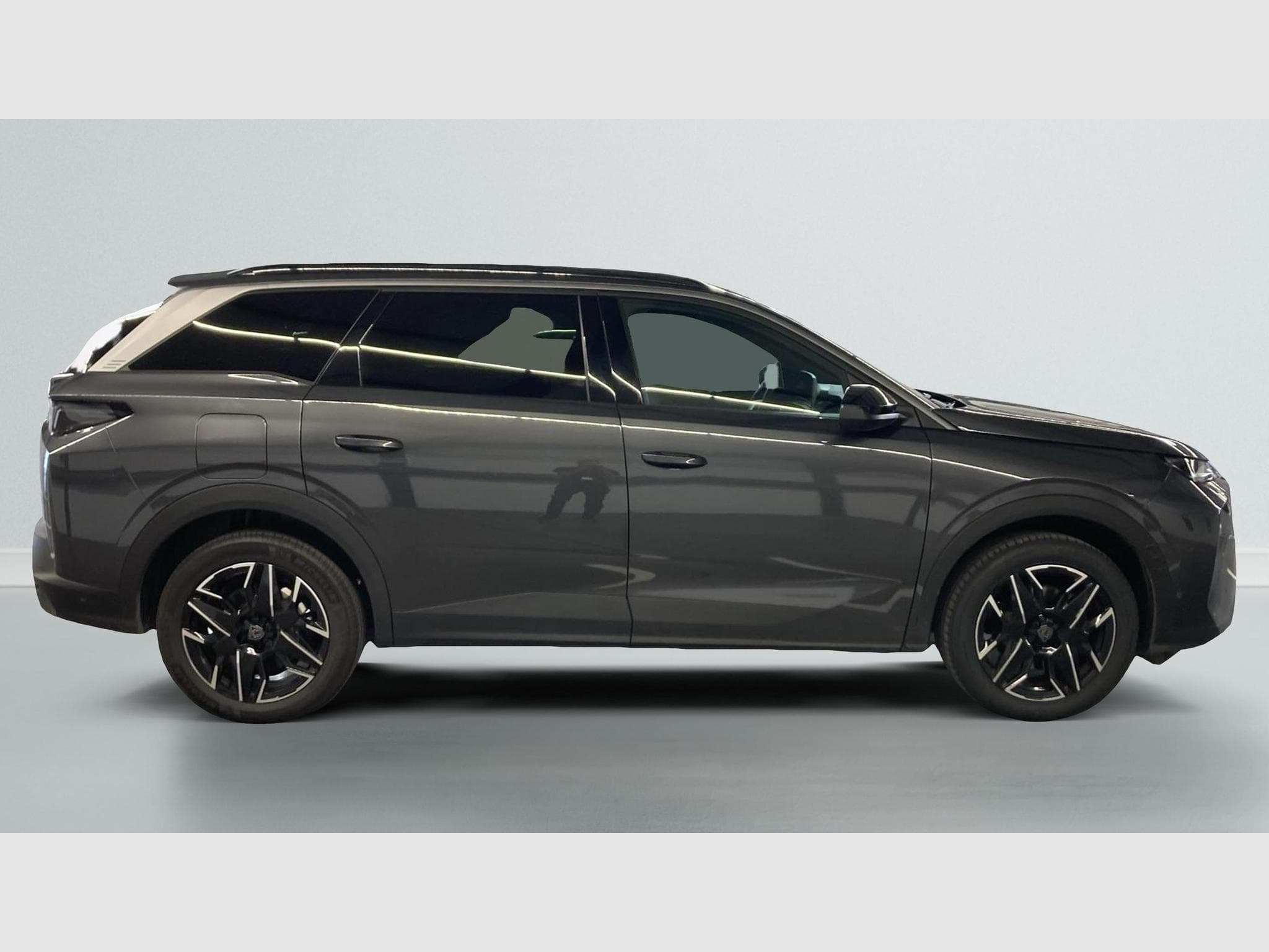 Peugeot 5008 Hybrid 136 e-DCS6 Allure (2025) - Photo 8