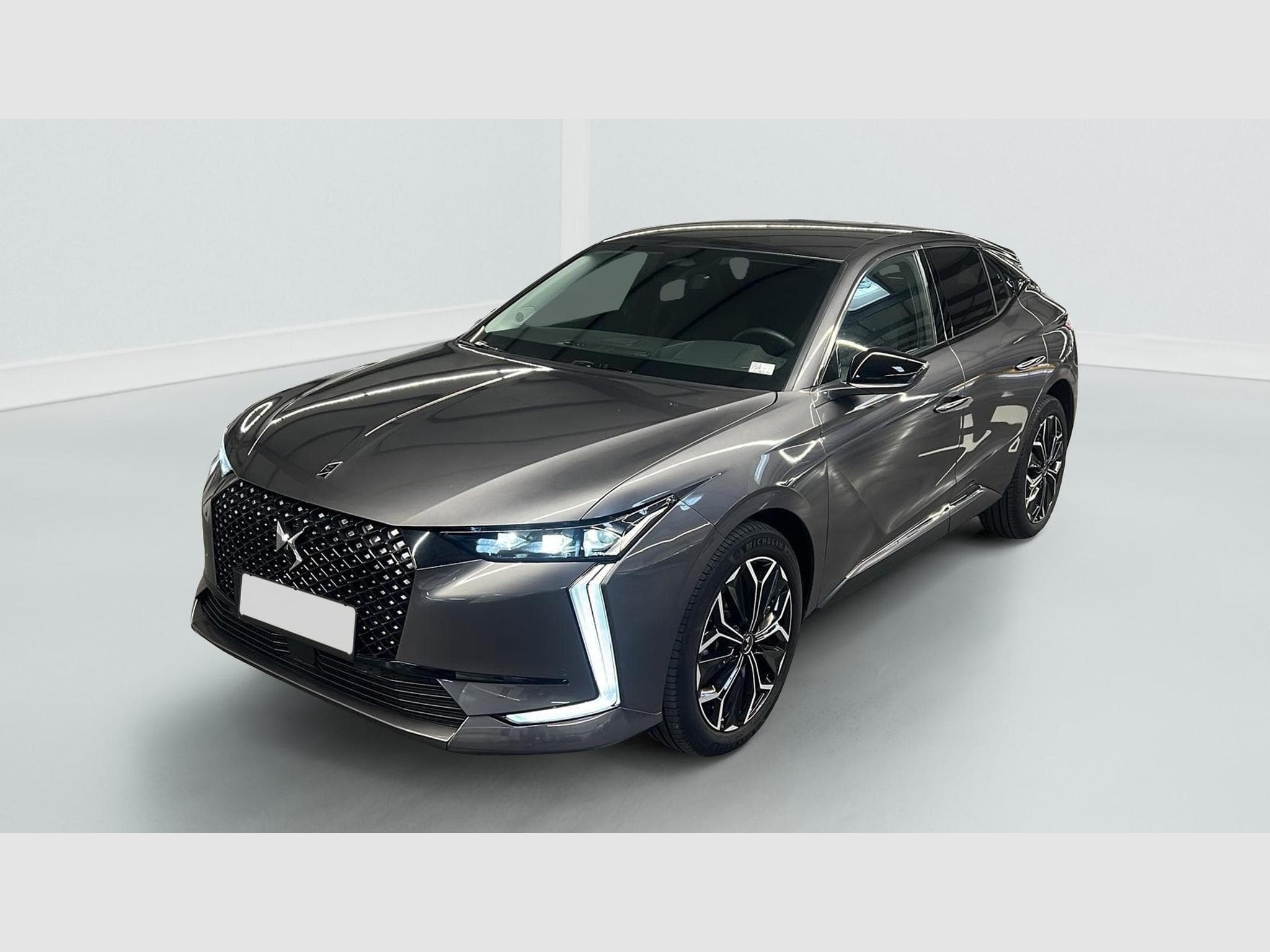 DS Automobiles DS4 BlueHDi 130 EAT8 Etoile - Alcantara (2024) - Photo 3