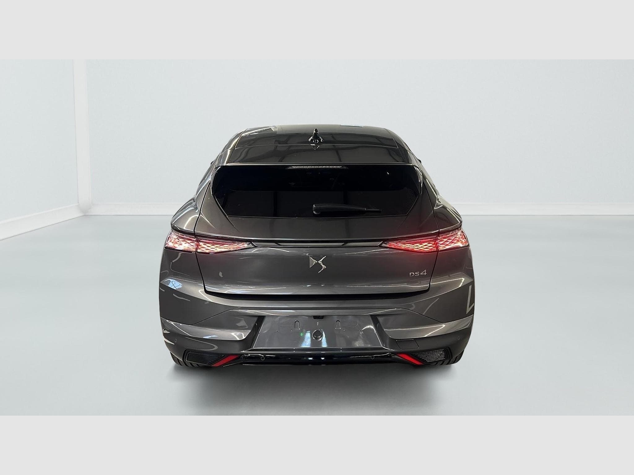 DS Automobiles DS4 BlueHDi 130 EAT8 Etoile - Alcantara (2024) - Photo 6