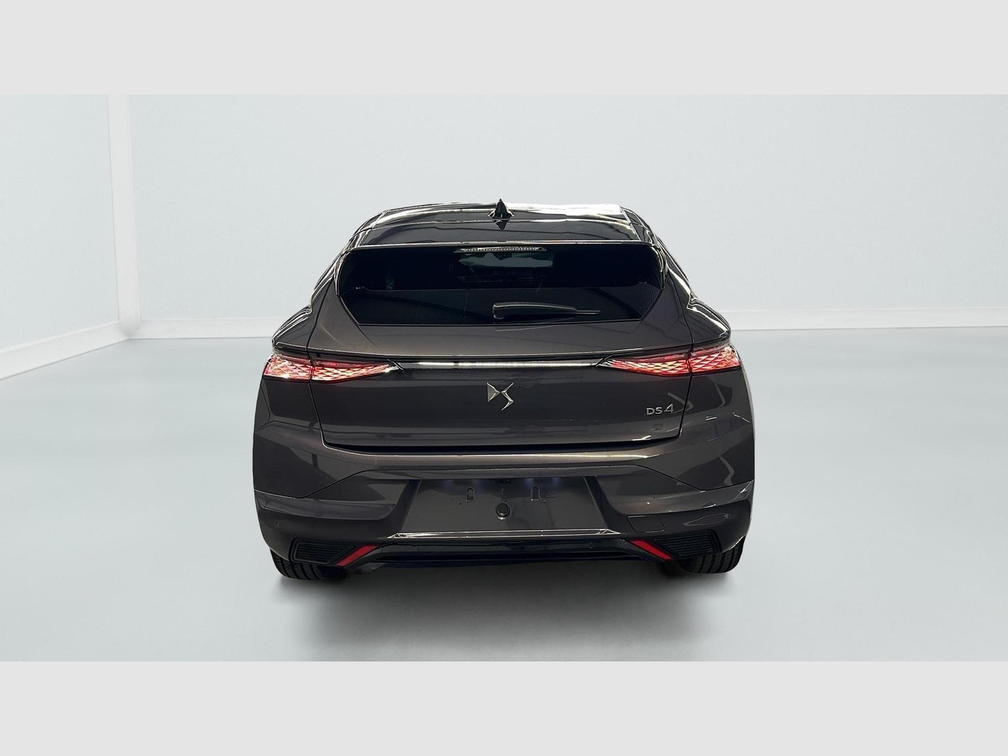 DS Automobiles DS4 BlueHDi 130 EAT8 Etoile - Alcantara (2024) - Photo 6