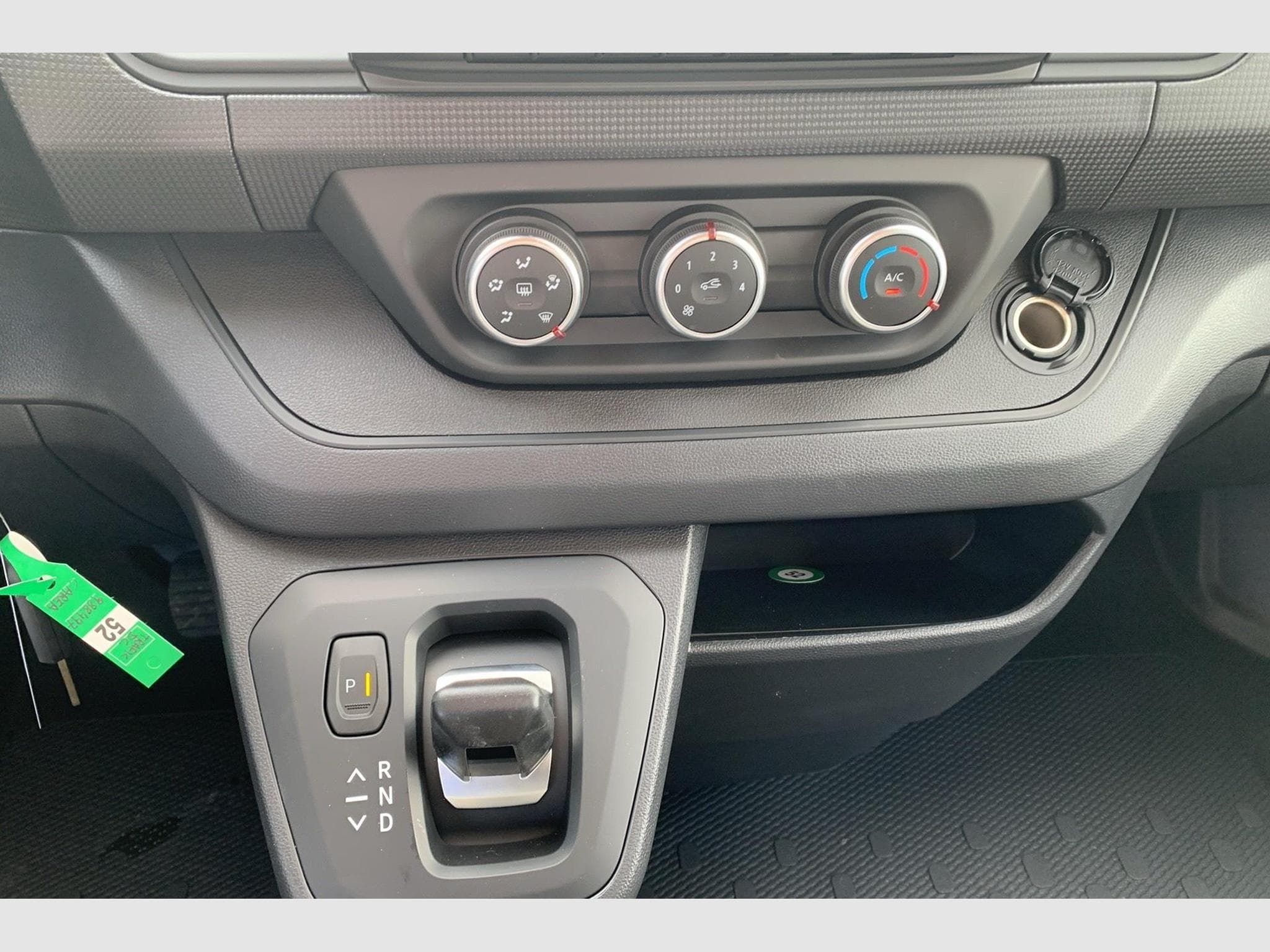 Renault TRAFIC CABINE APPROF L2H1 3T BLUE DCI 150 AUTO ADVANCE (2025) - Photo 16