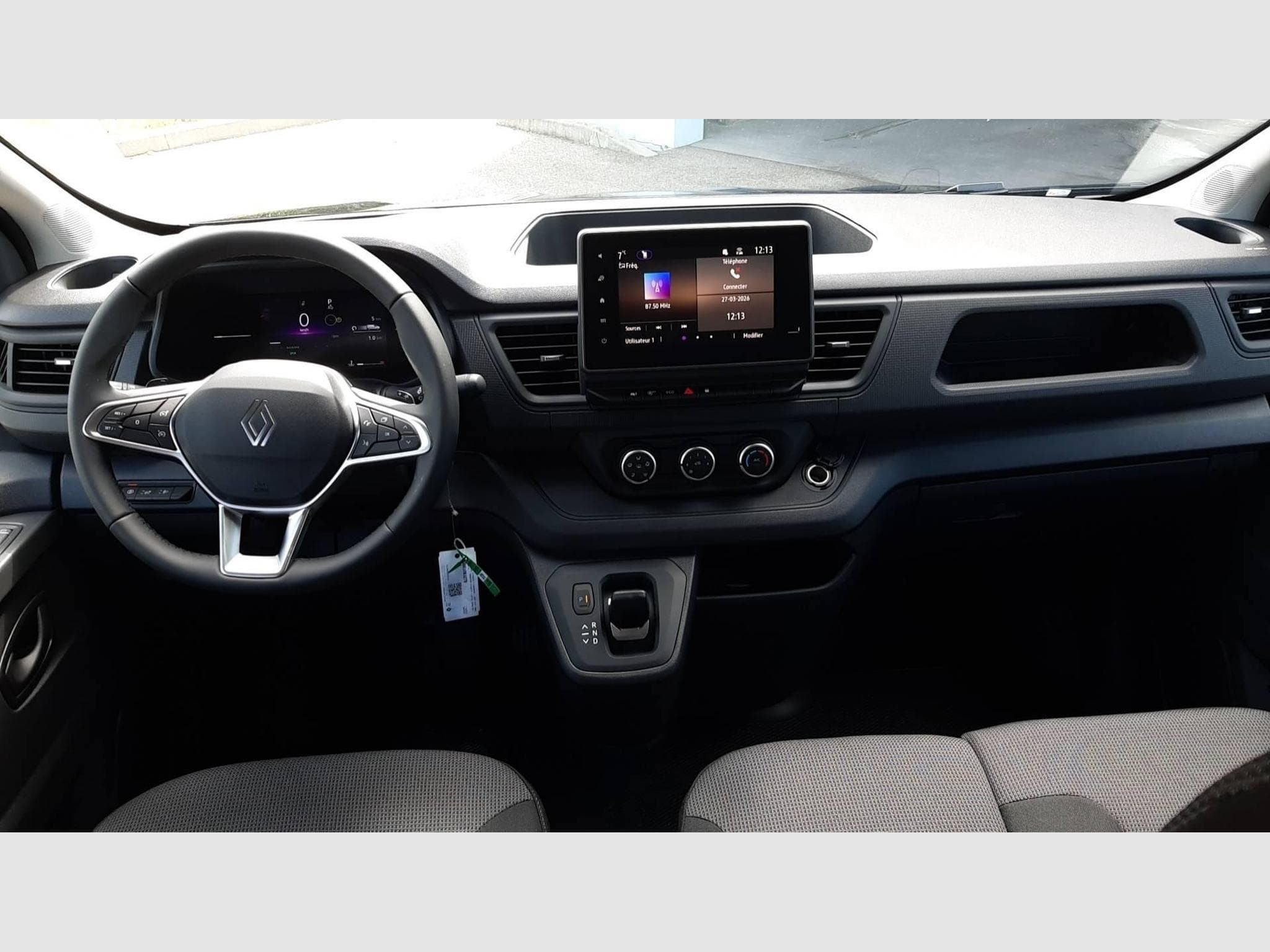 Renault TRAFIC CABINE APPROF L2H1 3T BLUE DCI 150 AUTO ADVANCE (2025) - Photo 13