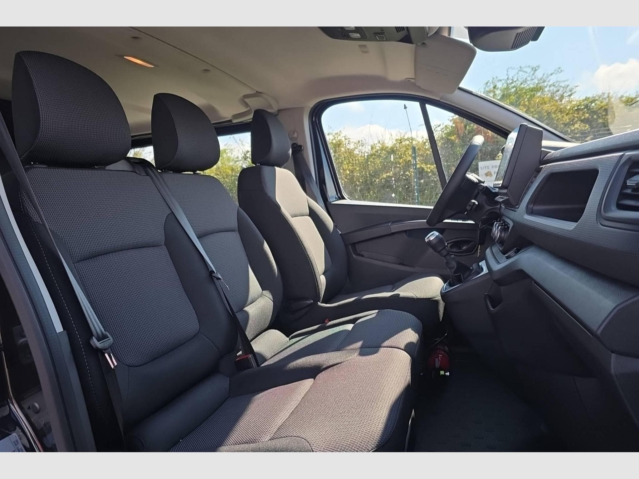 Renault TRAFIC CABINE APPROF L2H1 3T BLUE DCI 150 GSR2 ADVANCE (2025) - Photo 9
