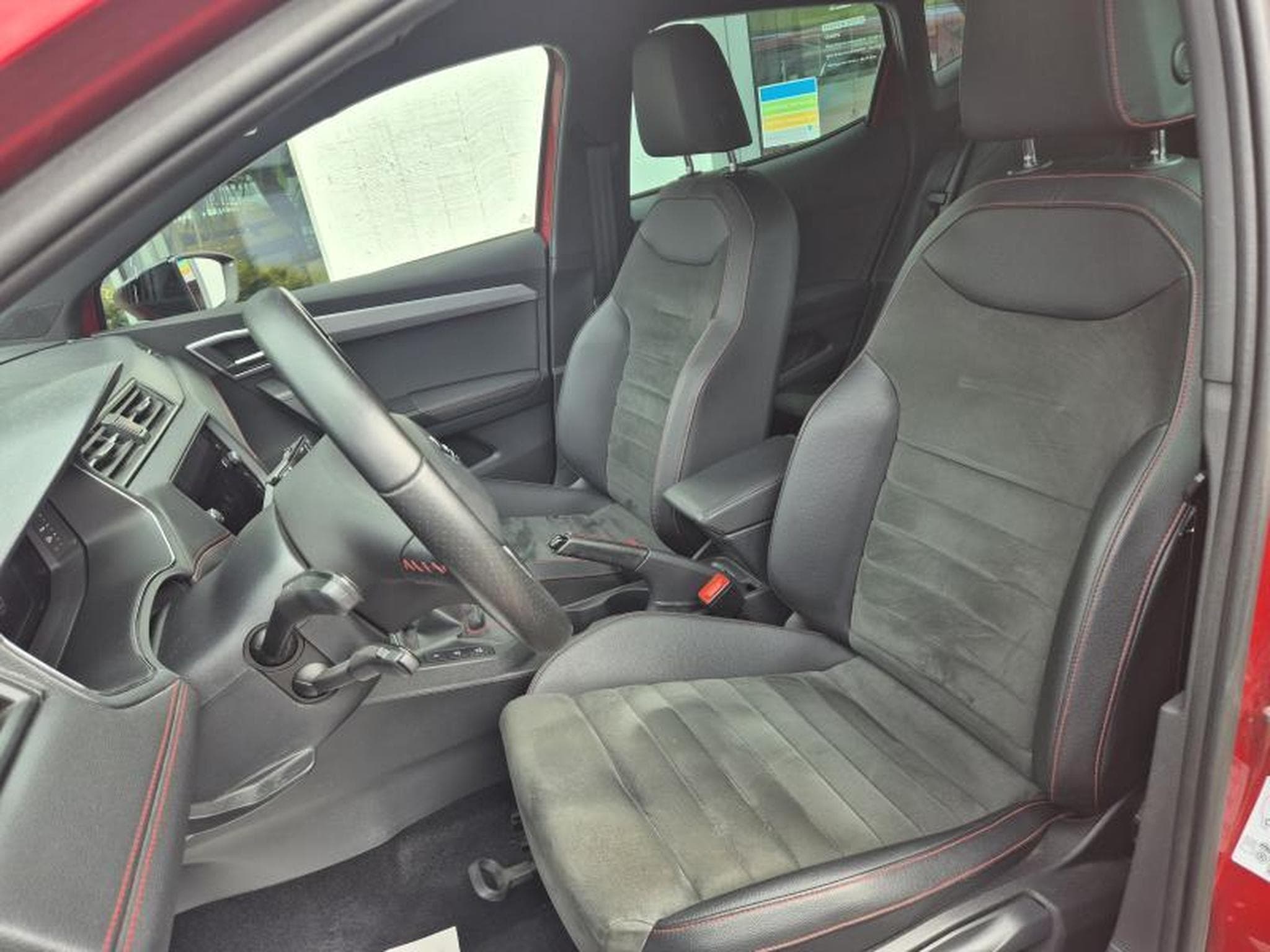 Seat Ibiza FR (2020) - Foto 8