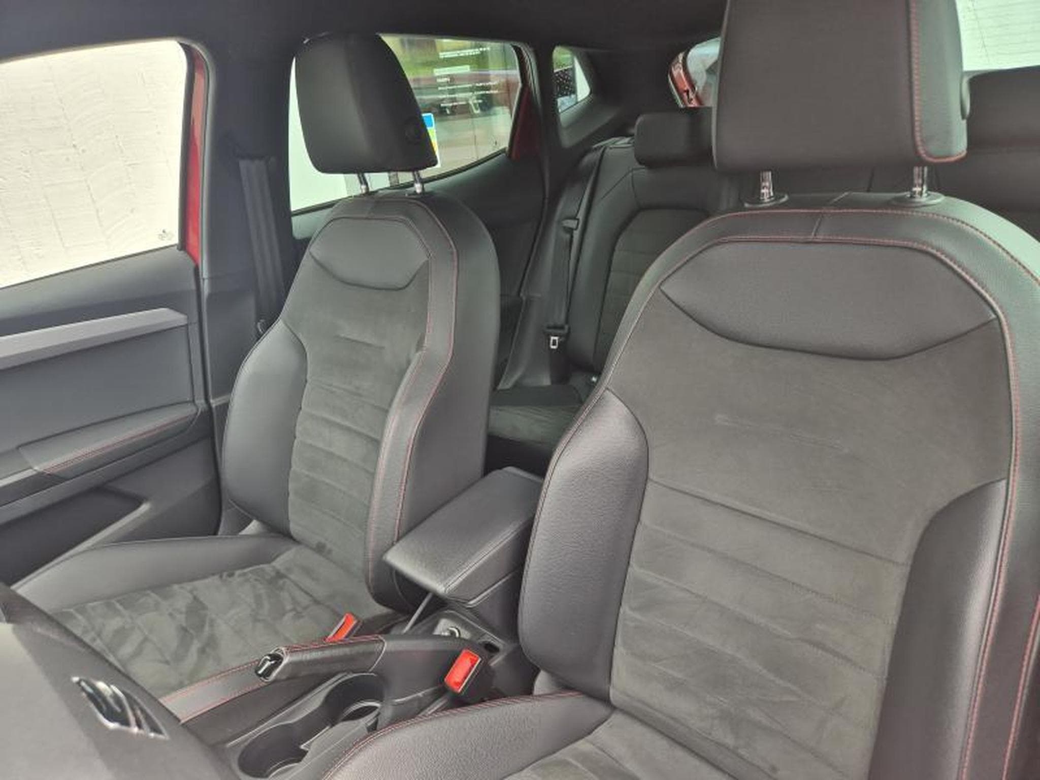 Seat Ibiza FR (2020) - Foto 9