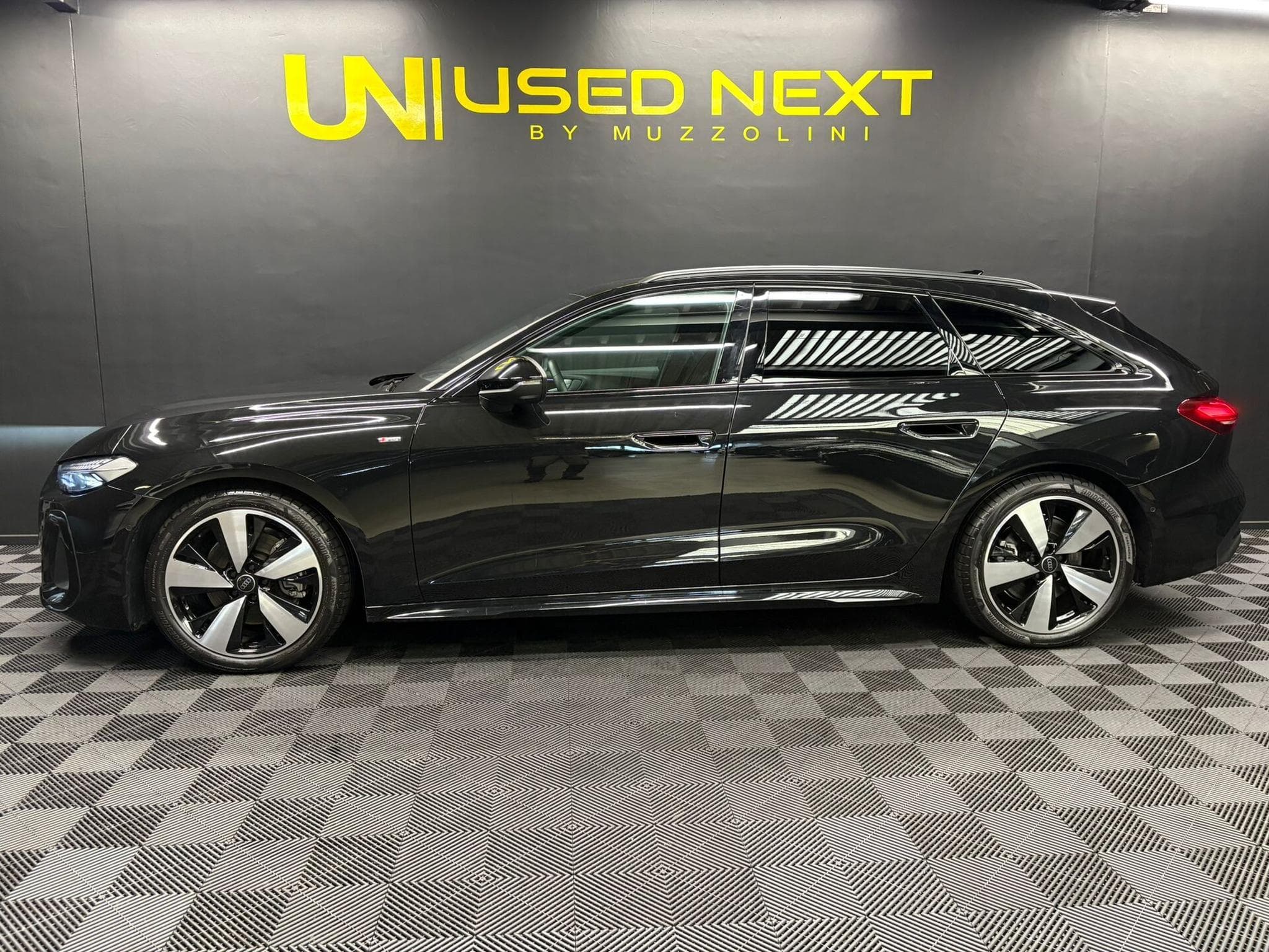 Audi A5 AVANT - 40 TDI Sline Edition 204cv (2025) - Photo 6