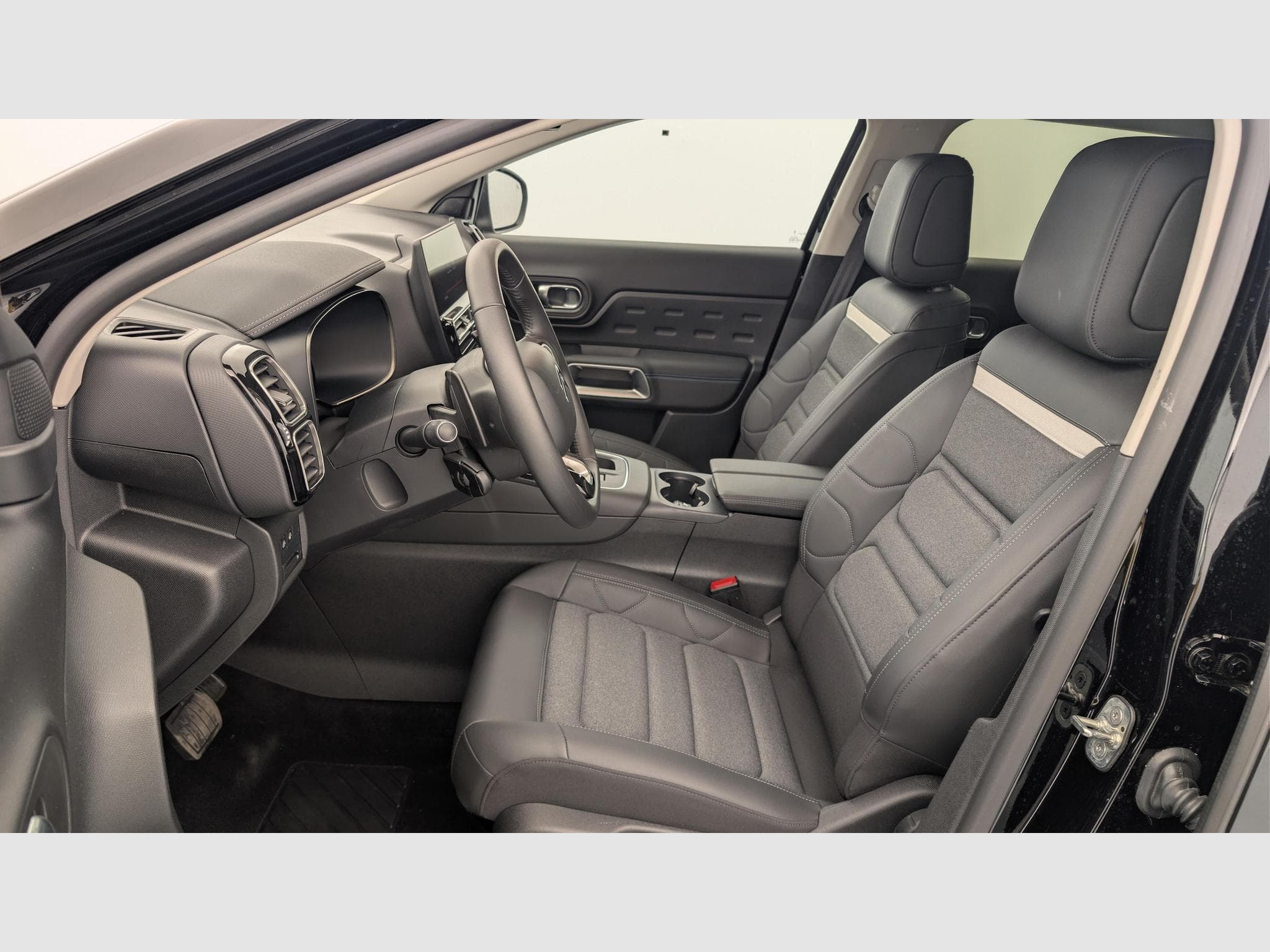 CitroëN C5 Aircross Hybride 136 e-DCS6 Max (2025) - Photo 16