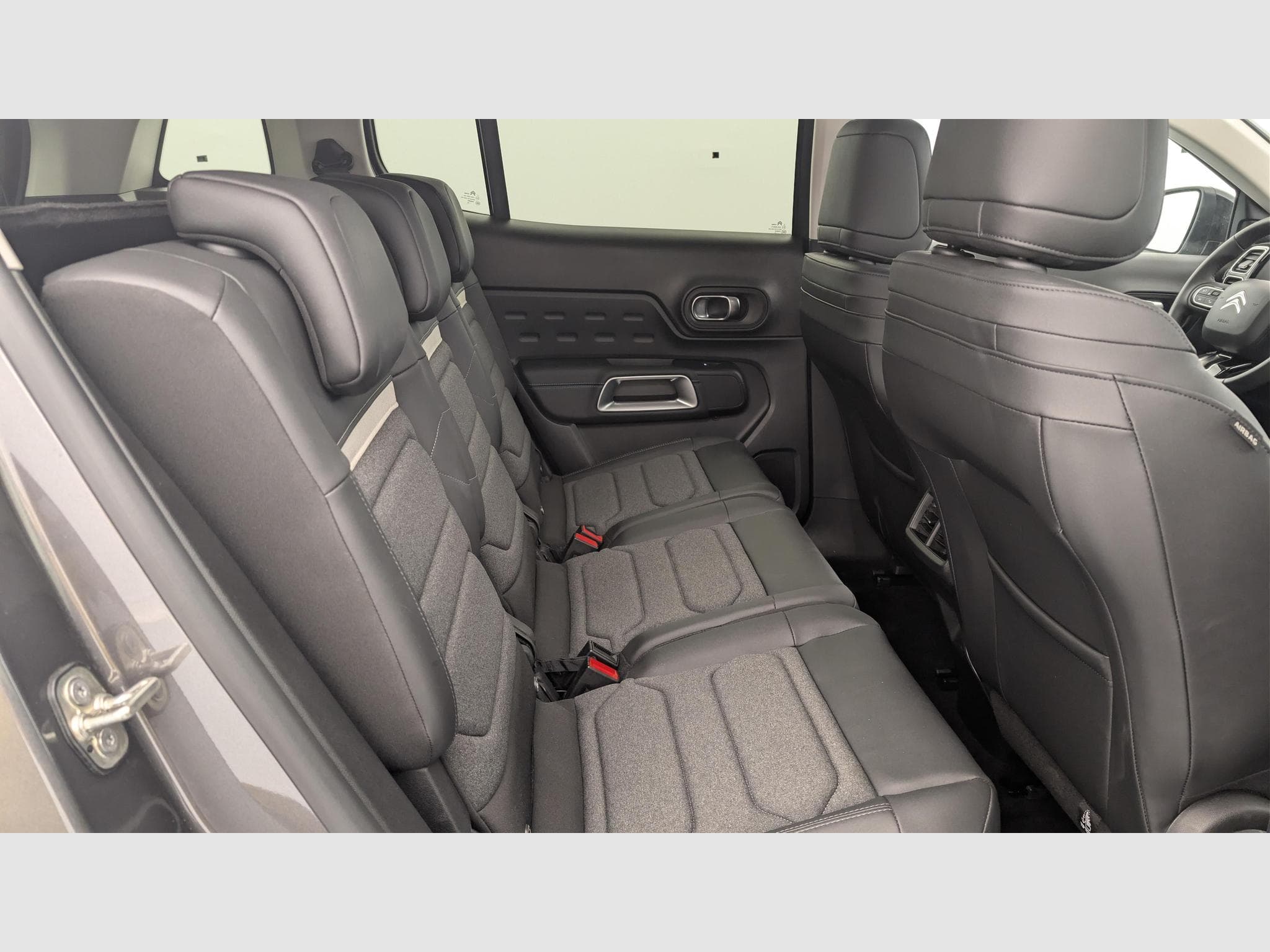 CitroëN C5 Aircross Hybride 145 e-DCS6 Max (2025) - Photo 10