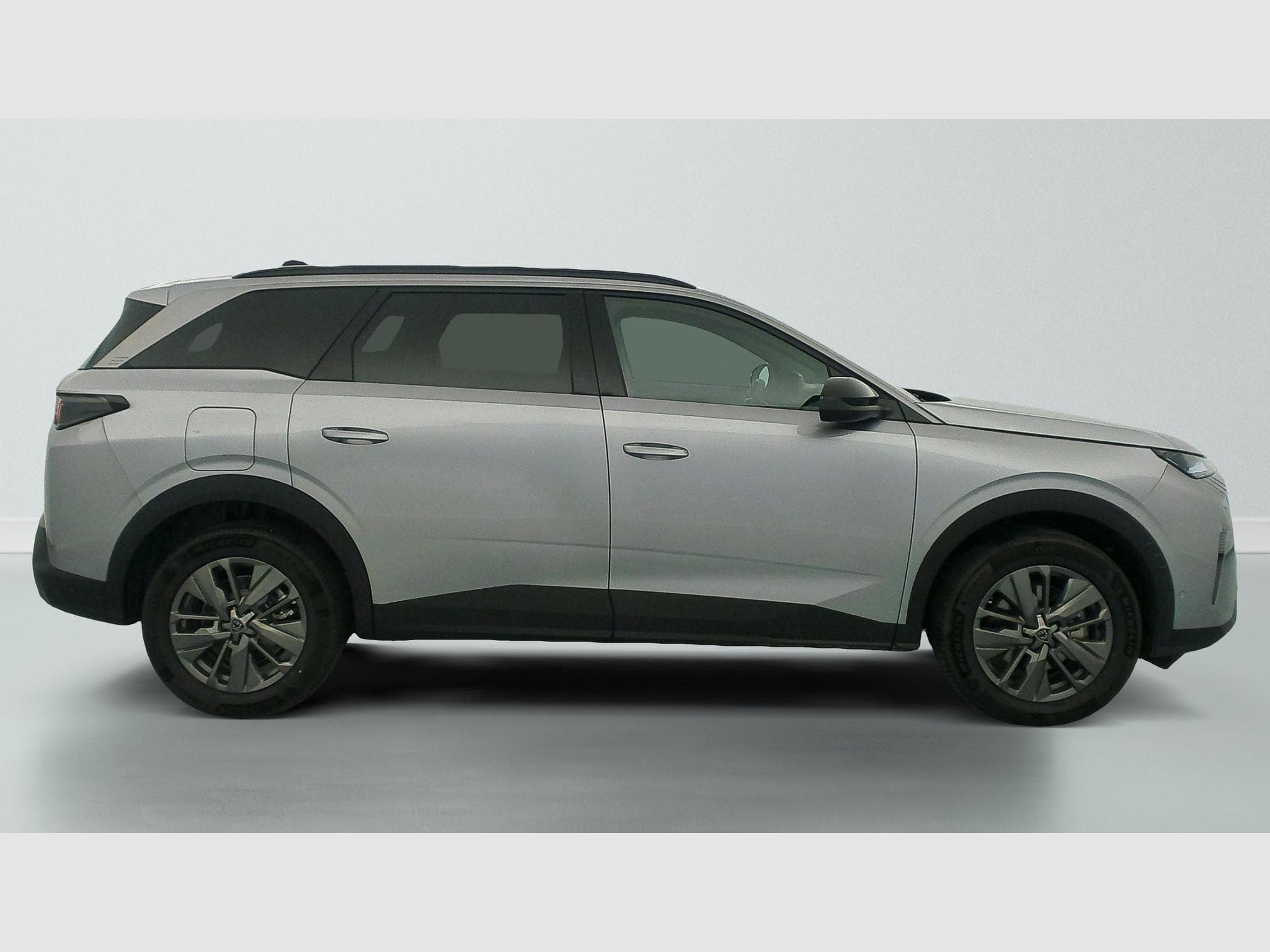 Peugeot 5008 HYBRID 145 CH E-DCS6 ALLURE (2025) - Photo 8