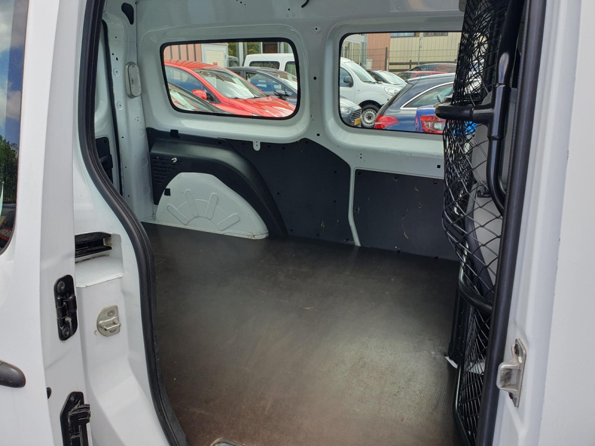 Renault Kangoo EXPRESS MAXI BLUE CONFORT 95CV (2020) - Foto 16