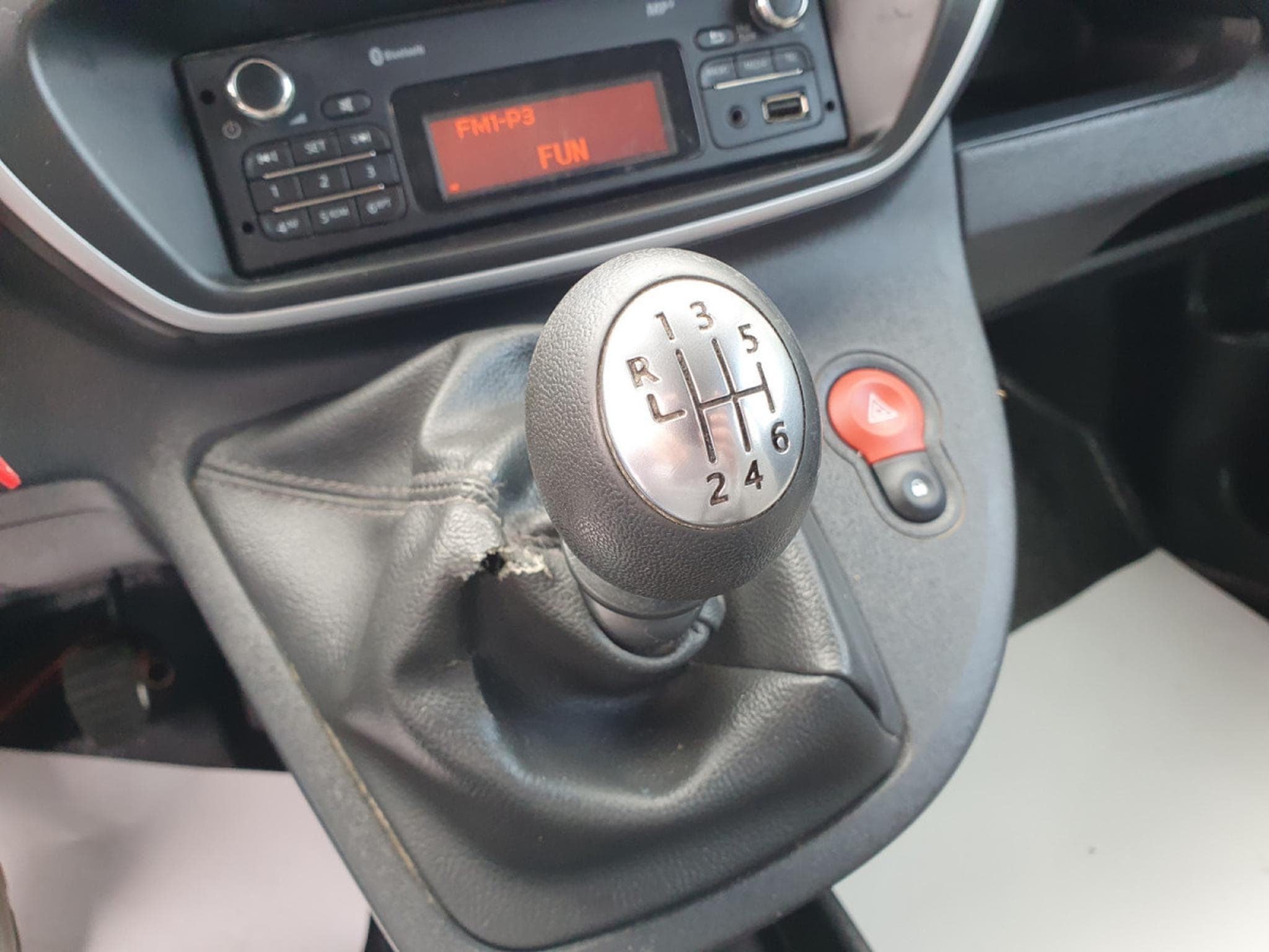 Renault Kangoo EXPRESS MAXI BLUE CONFORT 95CV (2020) - Foto 9