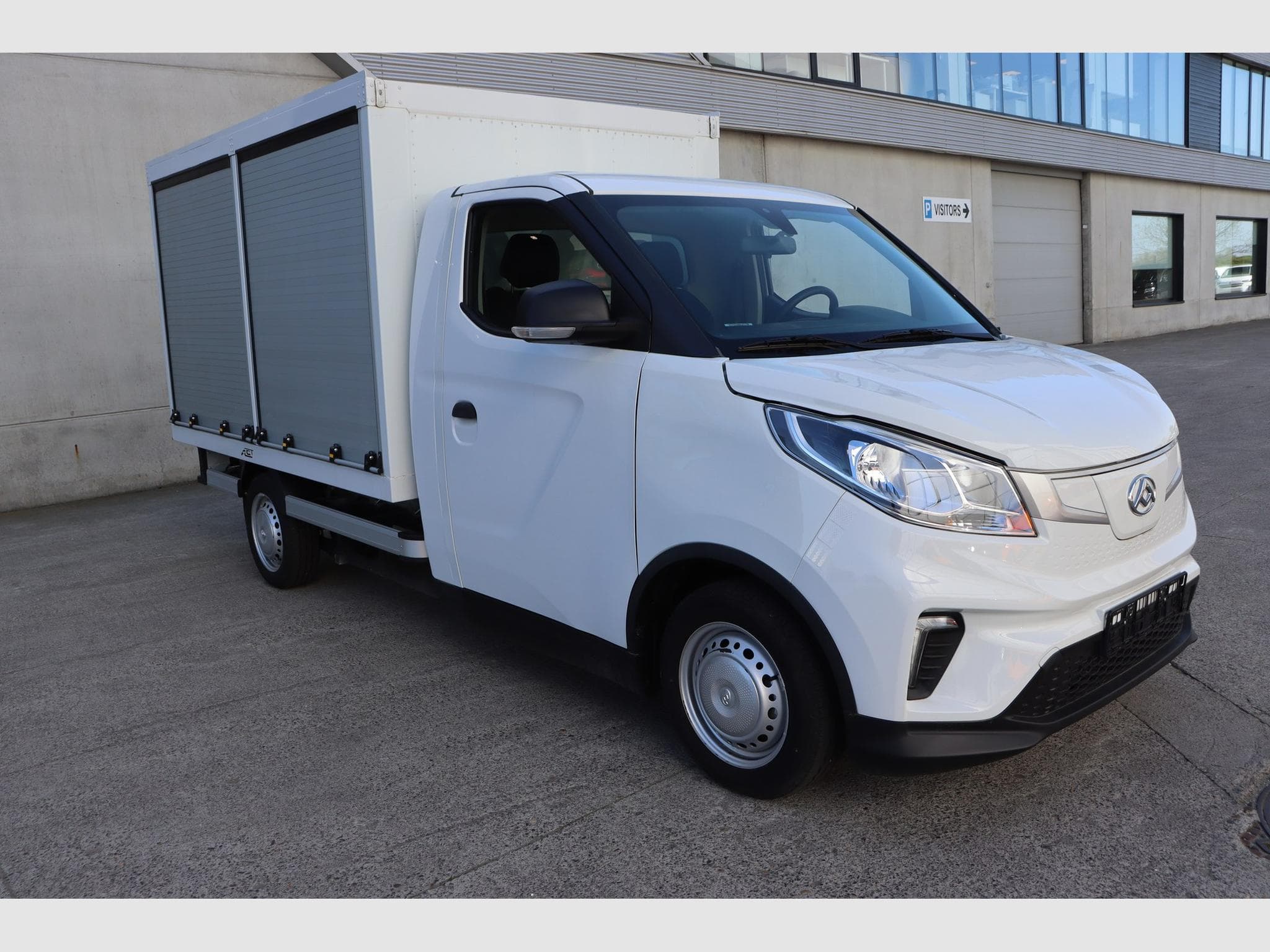 Maxus eDeliver 3 Long Wheel Base (2025) - Photo 1