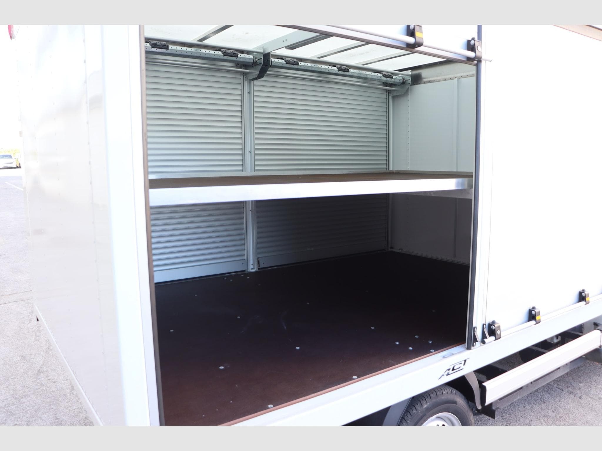 Maxus eDeliver 3 Long Wheel Base (2025) - Photo 19