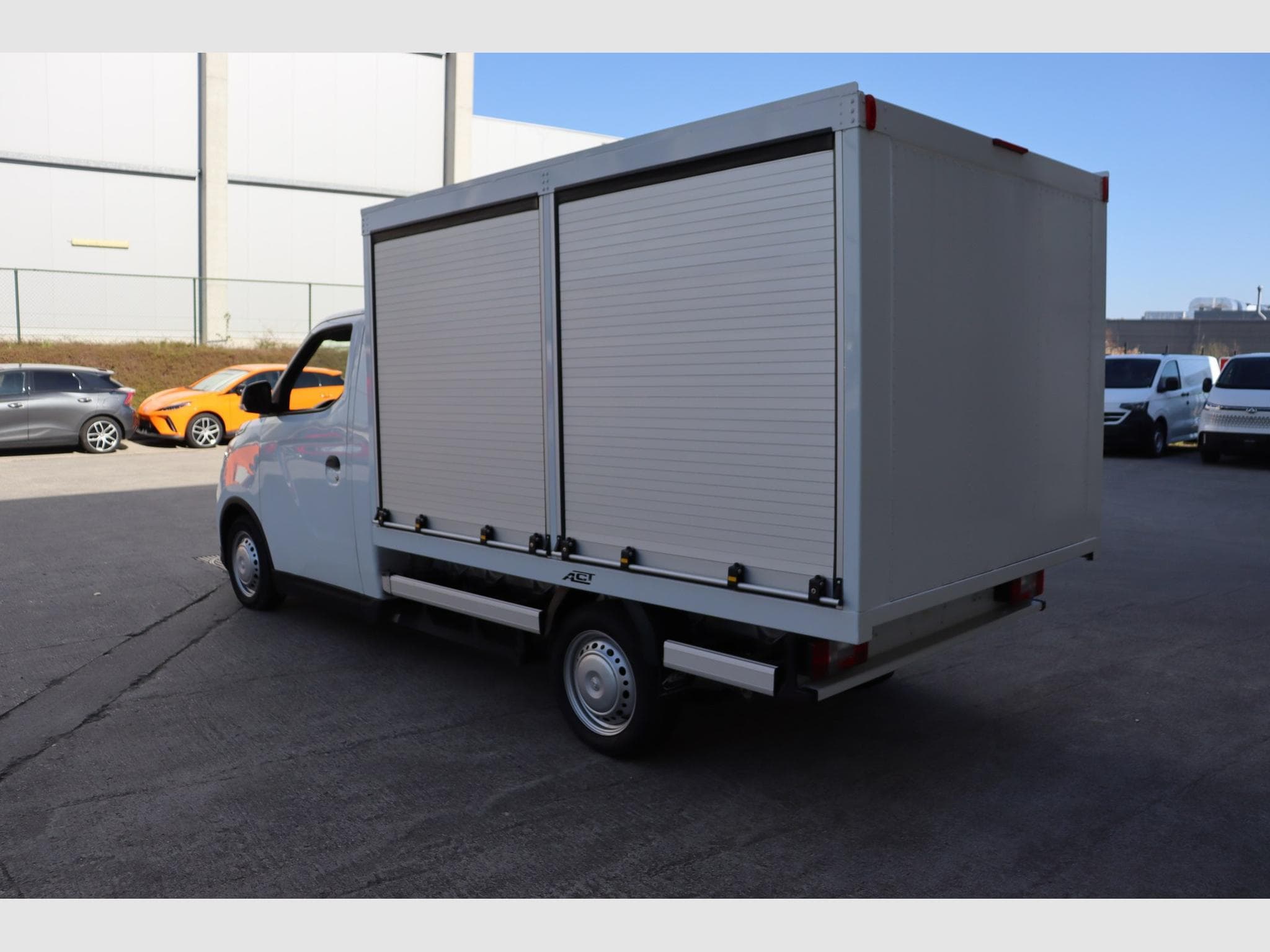 Maxus eDeliver 3 Long Wheel Base (2025) - Photo 5