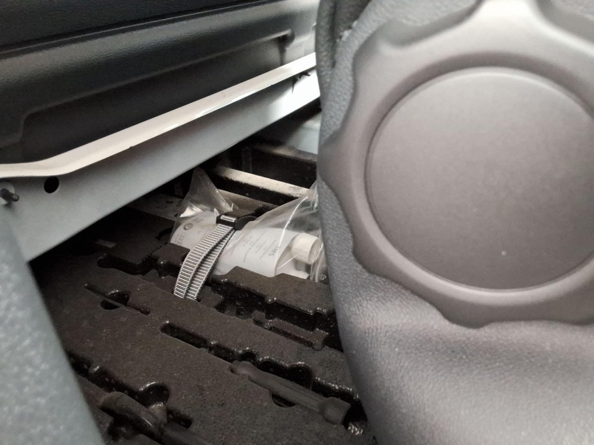 VW Caddy Cargo Maxi (2025) - Photo 19