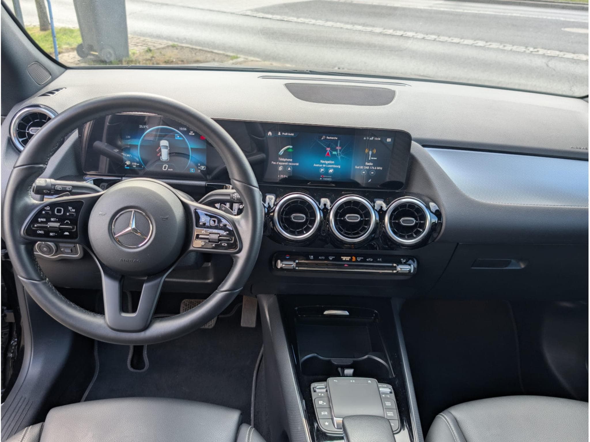 Mercedes GLA 200 163CV 7G-TRONIC * GARANTIE CONSTRUCTEUR * (2023) - Photo 6
