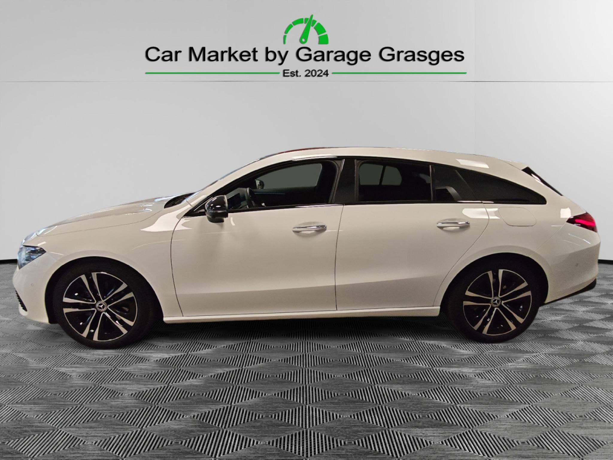 Mercedes CLA 200 Shooting Brake Shooting Brake SB Advanced (2025) - Photo 2