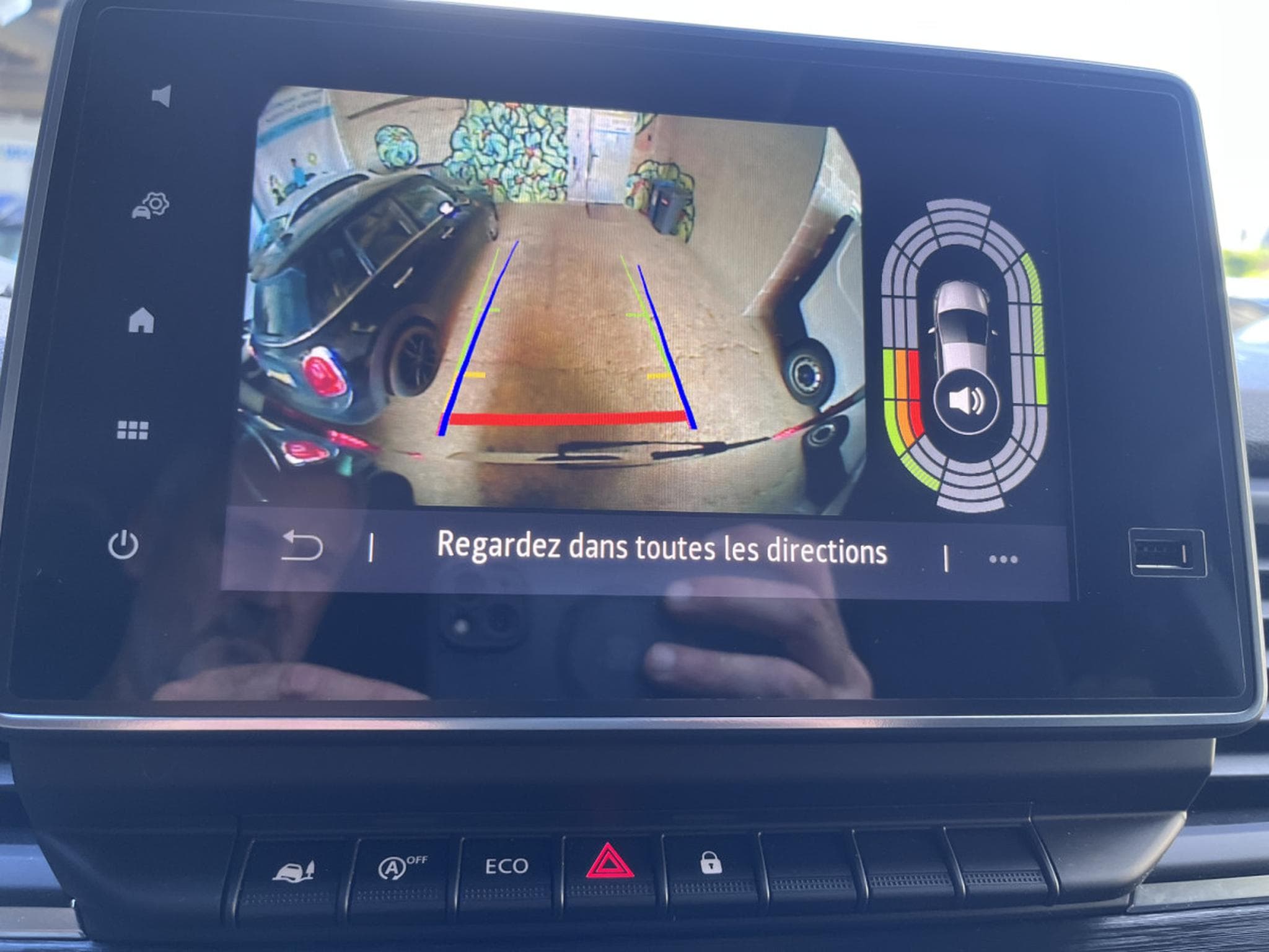 Nissan Primastar 2.0dci 110 Kombi L2H1 3,0t Navi Camera Carplay 9 places (2025) - Photo 16