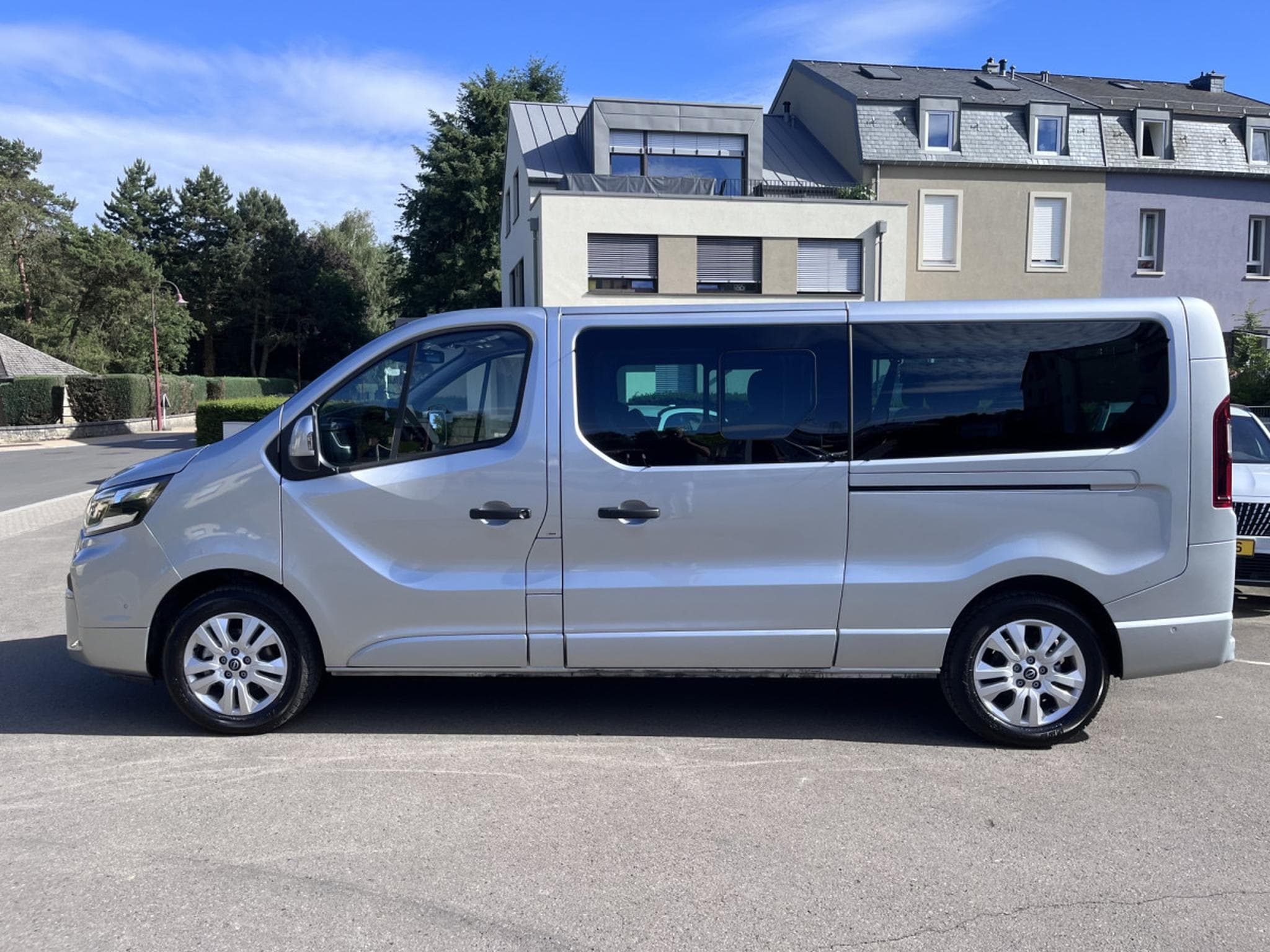 Nissan Primastar 2.0dci 110 Kombi L2H1 3,0t Navi Camera Carplay 9 places (2025) - Photo 3