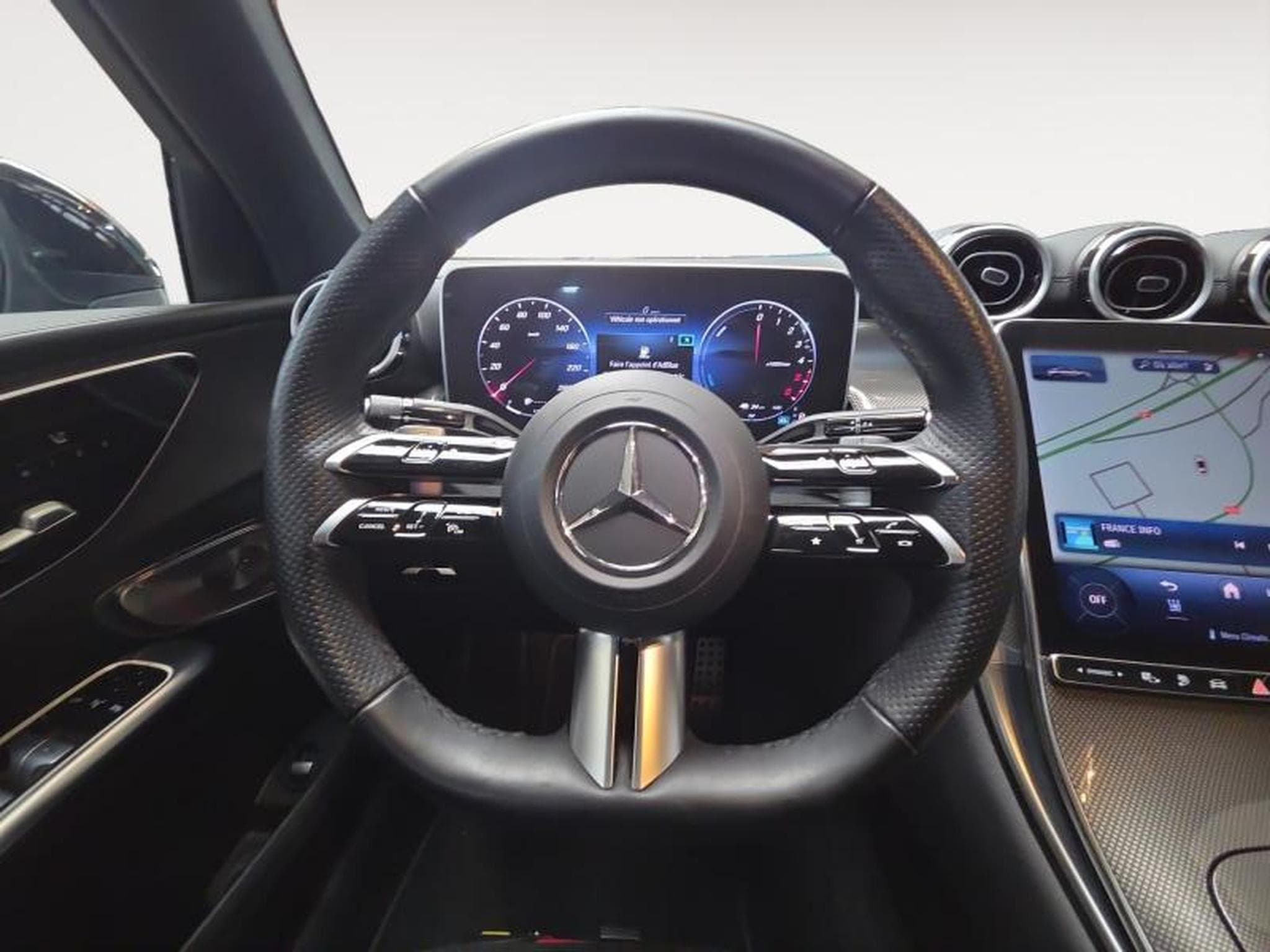 Mercedes GLC 300 300 DE 4MATIC (2024) - Photo 14