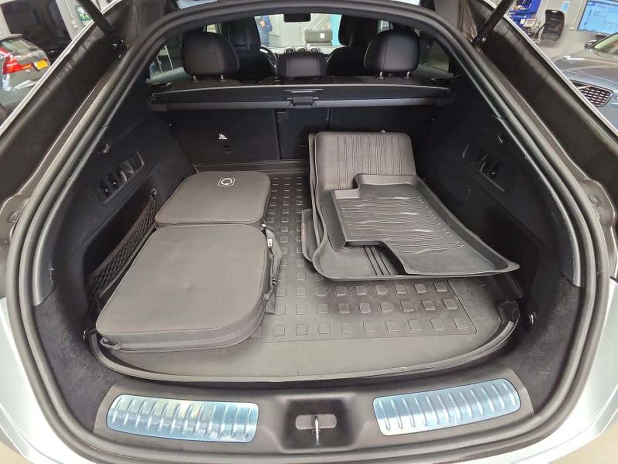 Mercedes GLC 300 300 DE 4MATIC (2024) - Photo 18