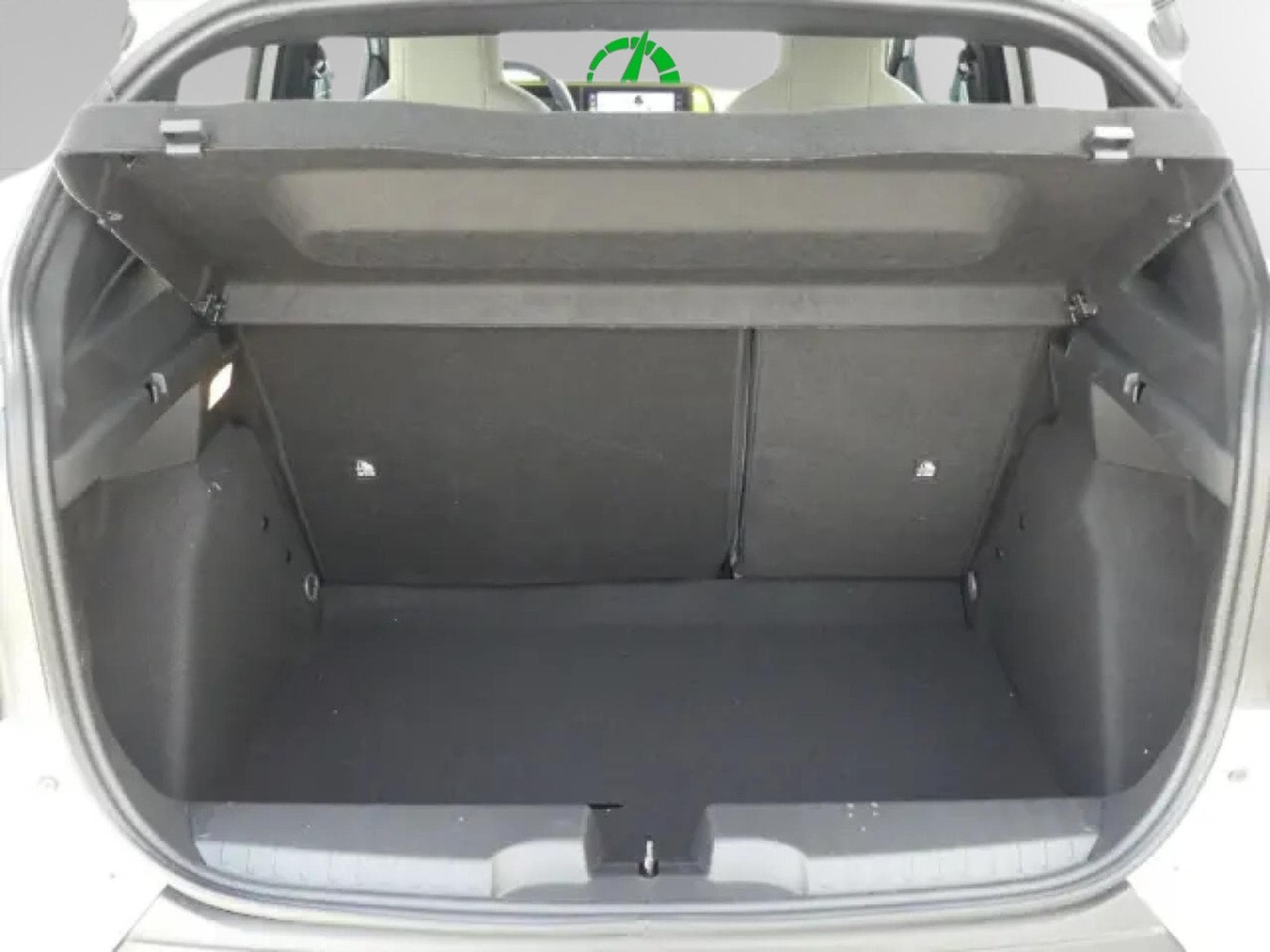 Fiat Grande Panda HYBRID LA PRIMA 1.2 (2026) - Foto 8