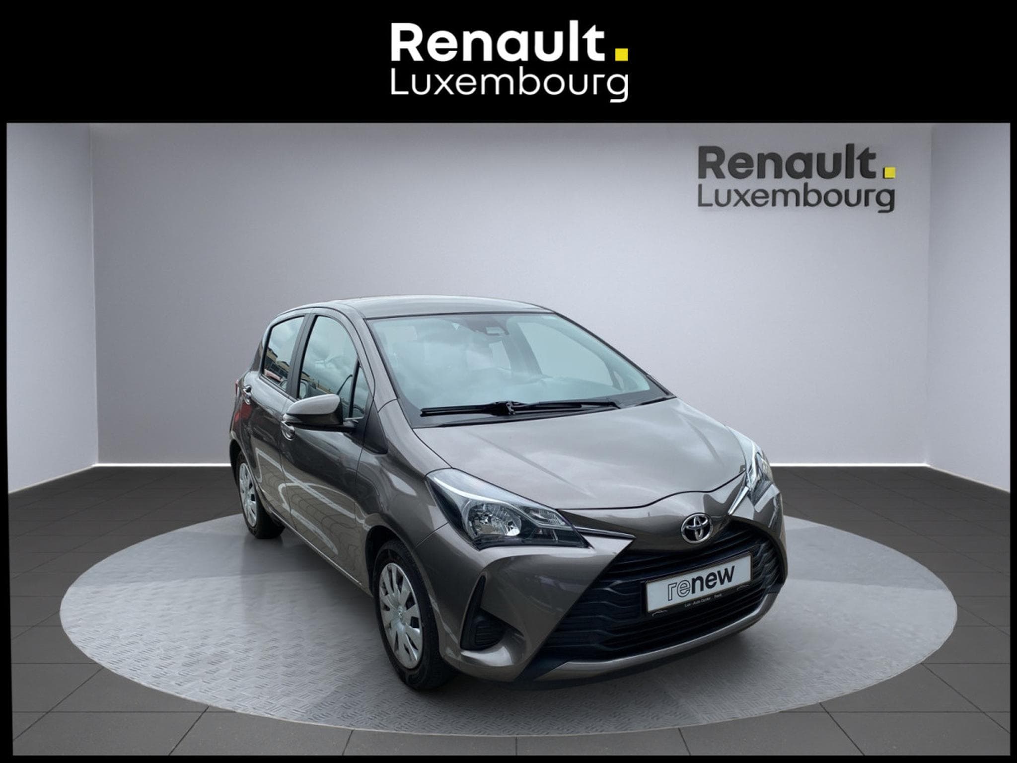 Toyota Yaris 1.5i VVT-i E-CVT Style (2021) - Photo 1