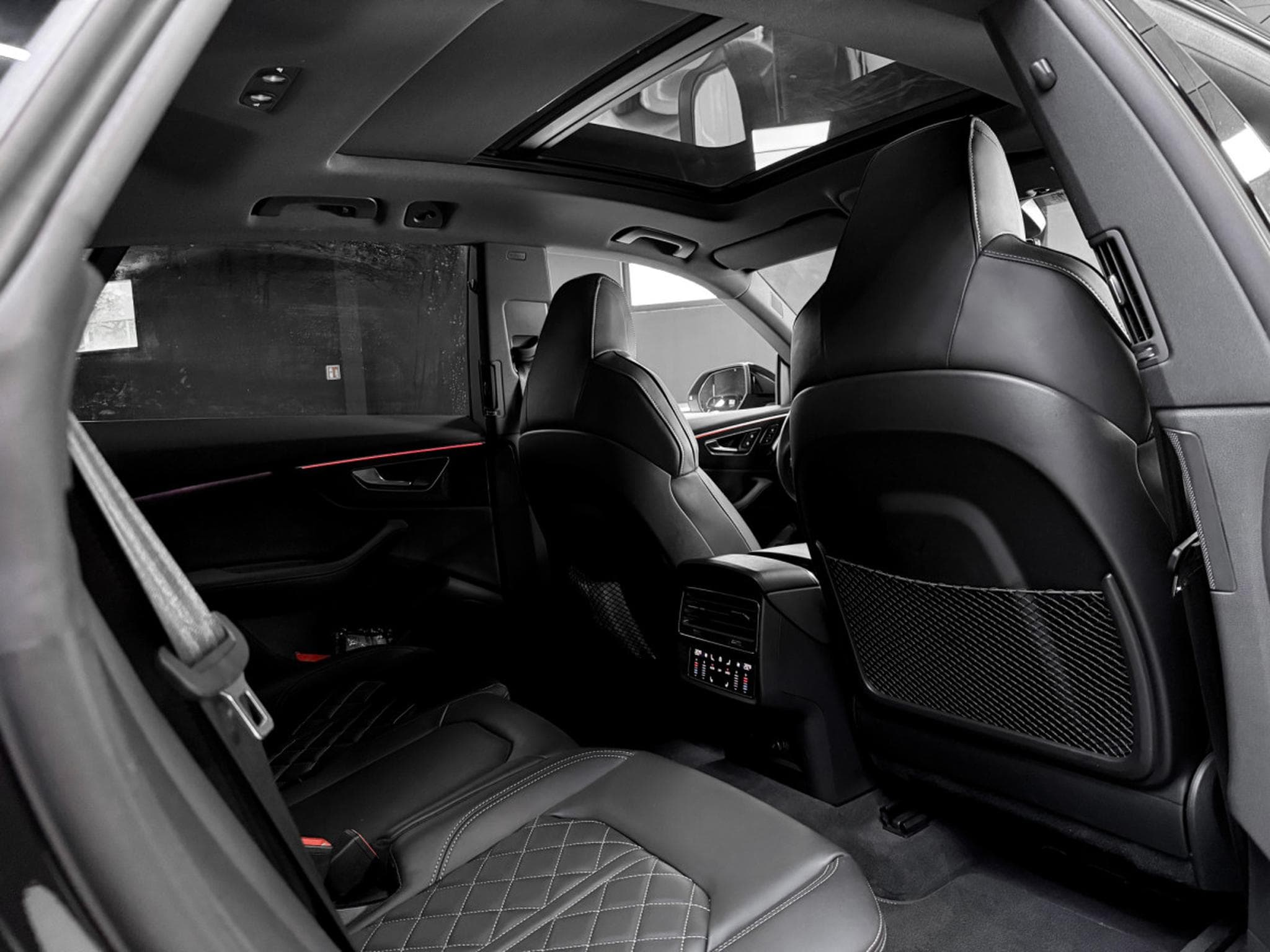 Audi SQ8 4.0 TFSI / MATRIX / B&O / PANO / HEAD-UP / 360° (2023) - Photo 15