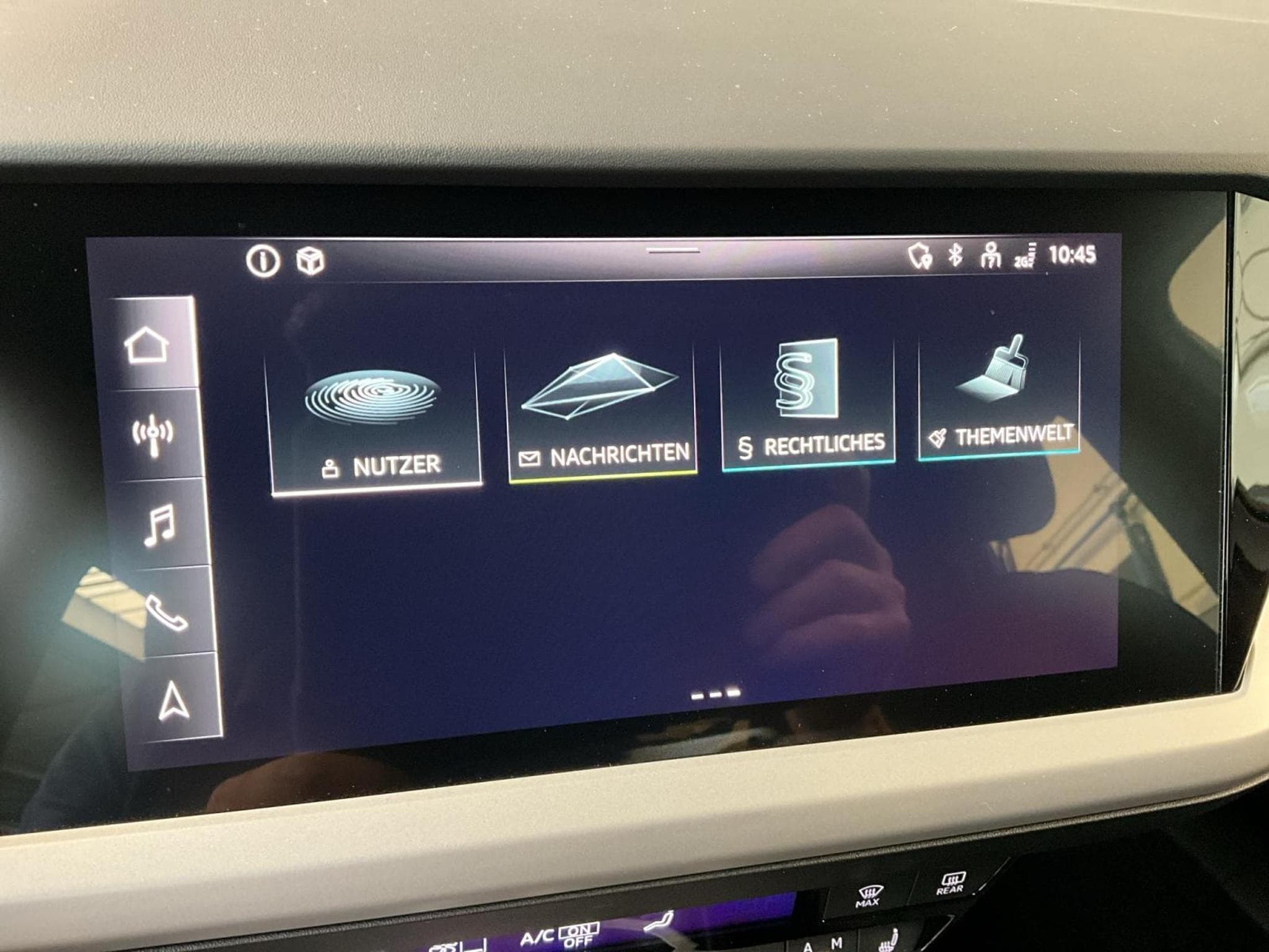 Audi Q4 e-tron 52kWh+35e-tron+Led+Navi+P.Confort+P.Assistance (2022) - Photo 19