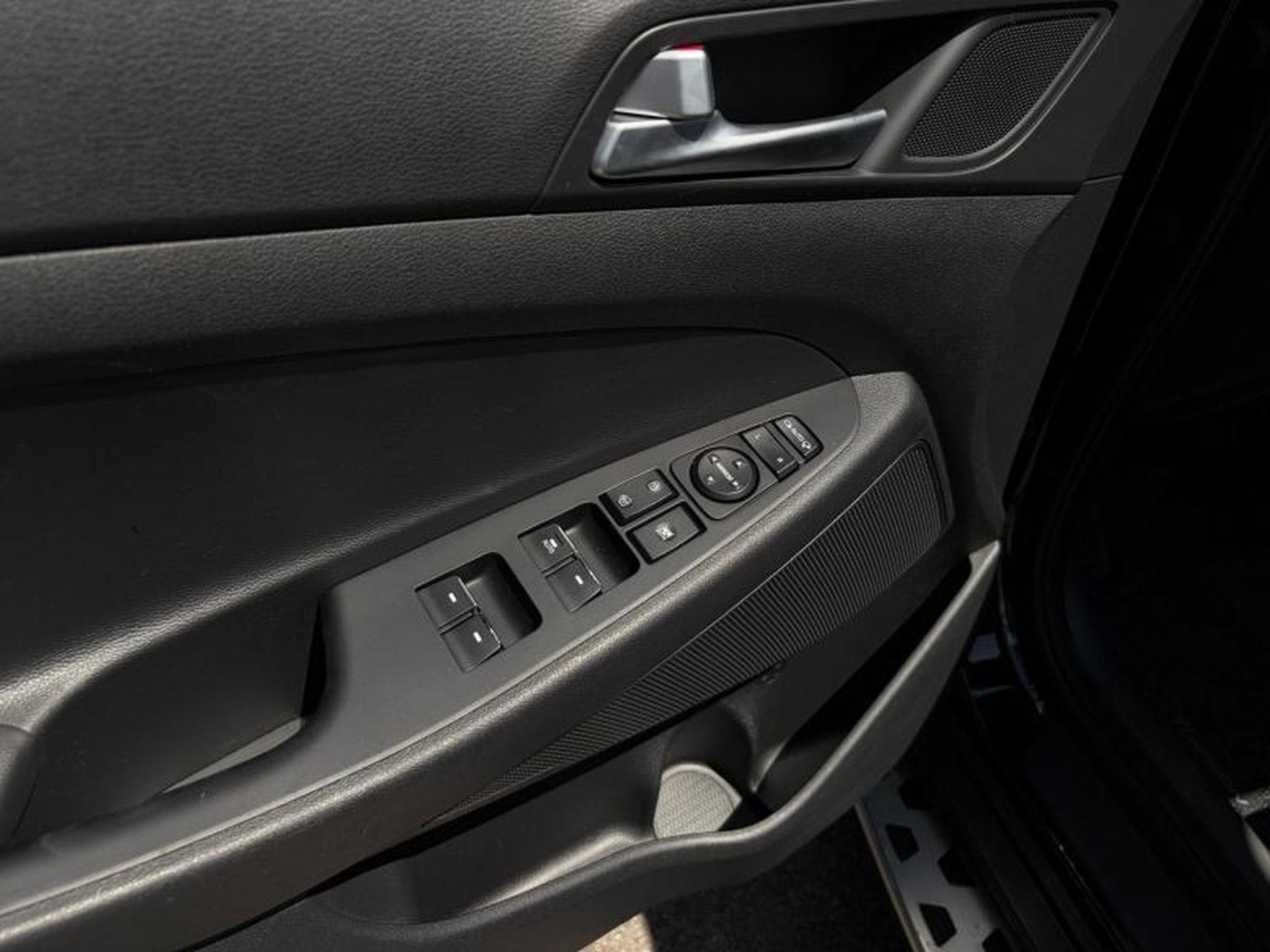 Hyundai Tucson 1.7 CRDI (2016) - Foto 14