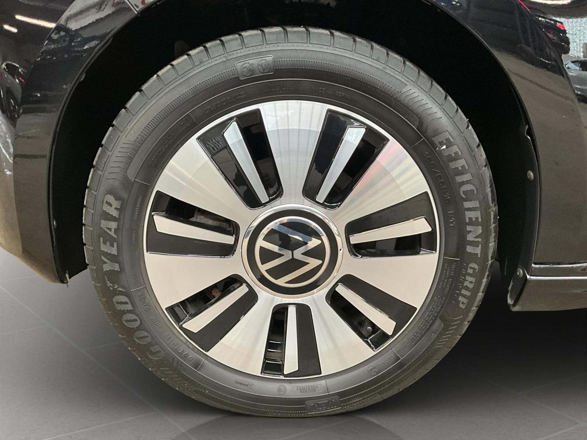 VW UP 32kWh+Move+P.Design+P.Ass+Digi+ (2021) - Photo 8