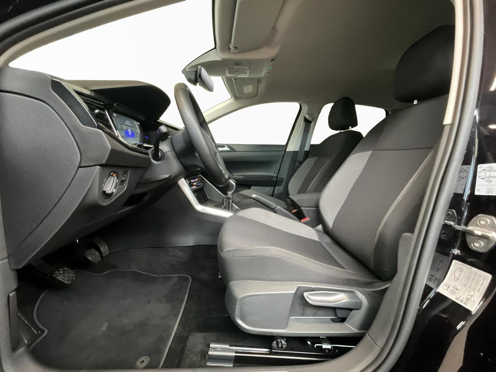 VW Polo Life+BVM+Park&Comf.+IQ-Drive (2025) - Photo 11