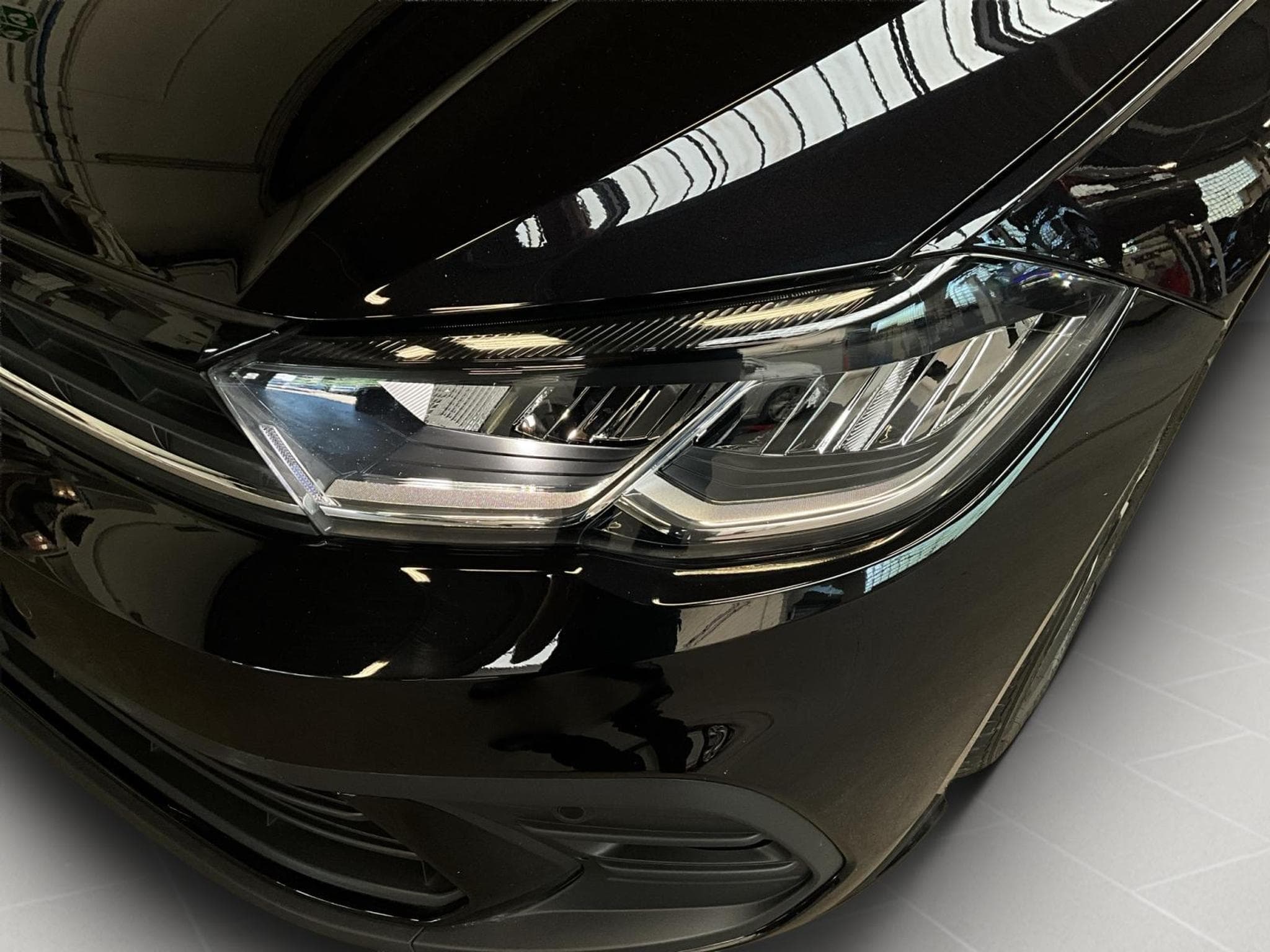 VW Polo Life+BVM+Park&Comf.+IQ-Drive (2025) - Photo 9