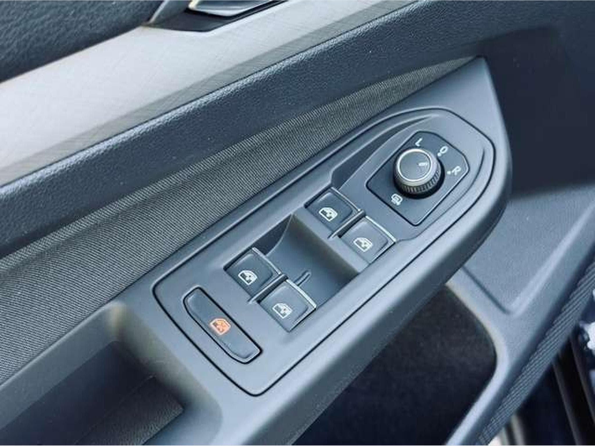 VW Golf Golf 1.0 TSI Life Business // Garantie 12 Mois✅✅✅ (2022) - Photo 12