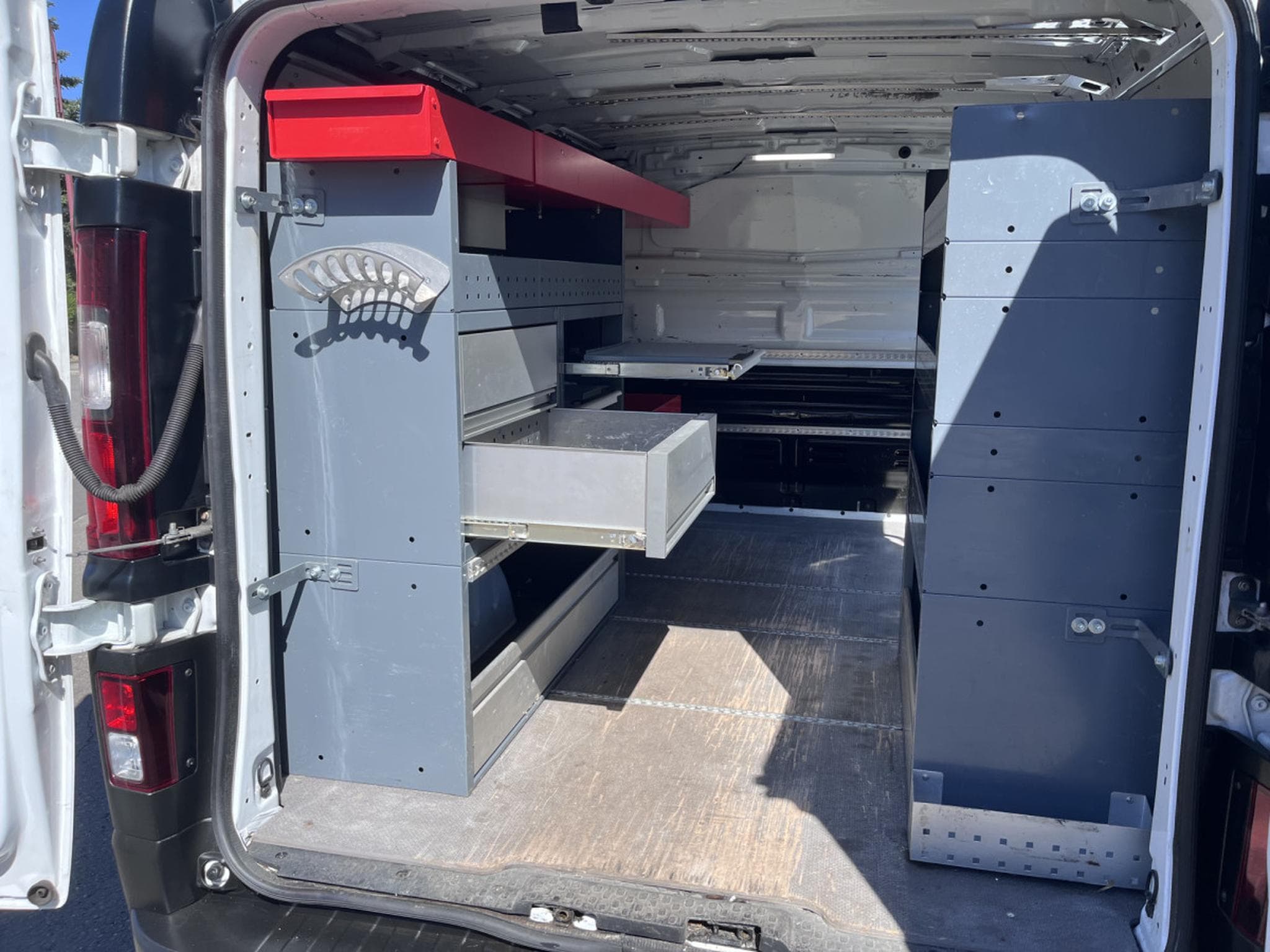 Opel Vivaro 1.6cdti 95cv L1H1 Euro6 Clim Camera PDC Armoires Wurth (2019) - Foto 15